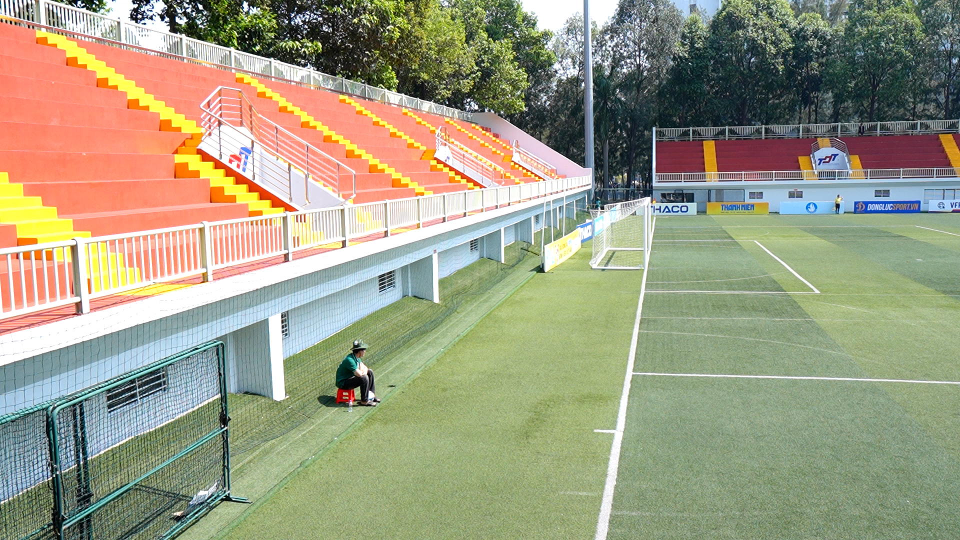 Những người đến sớm, về muộn giải b&oacute;ng đ&aacute; Thanh Ni&ecirc;n sinh vi&ecirc;n Việt Nam- Ảnh 1.