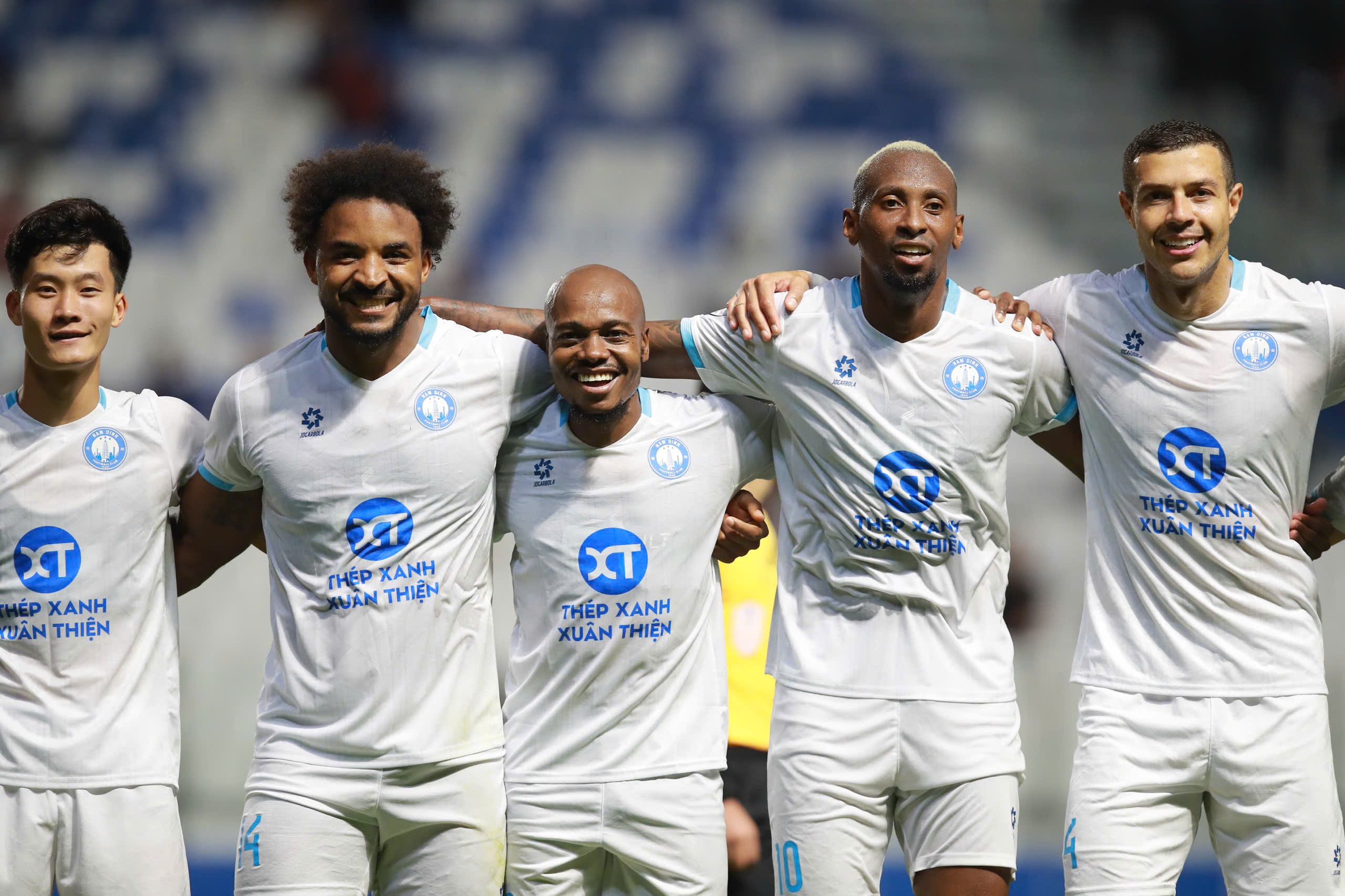 HLV Nam Định bất ngờ tiết lộ tình trạng mới nhất của Xuân Son, quyết thắng  đối thủ Singapore tại Thiên Trường