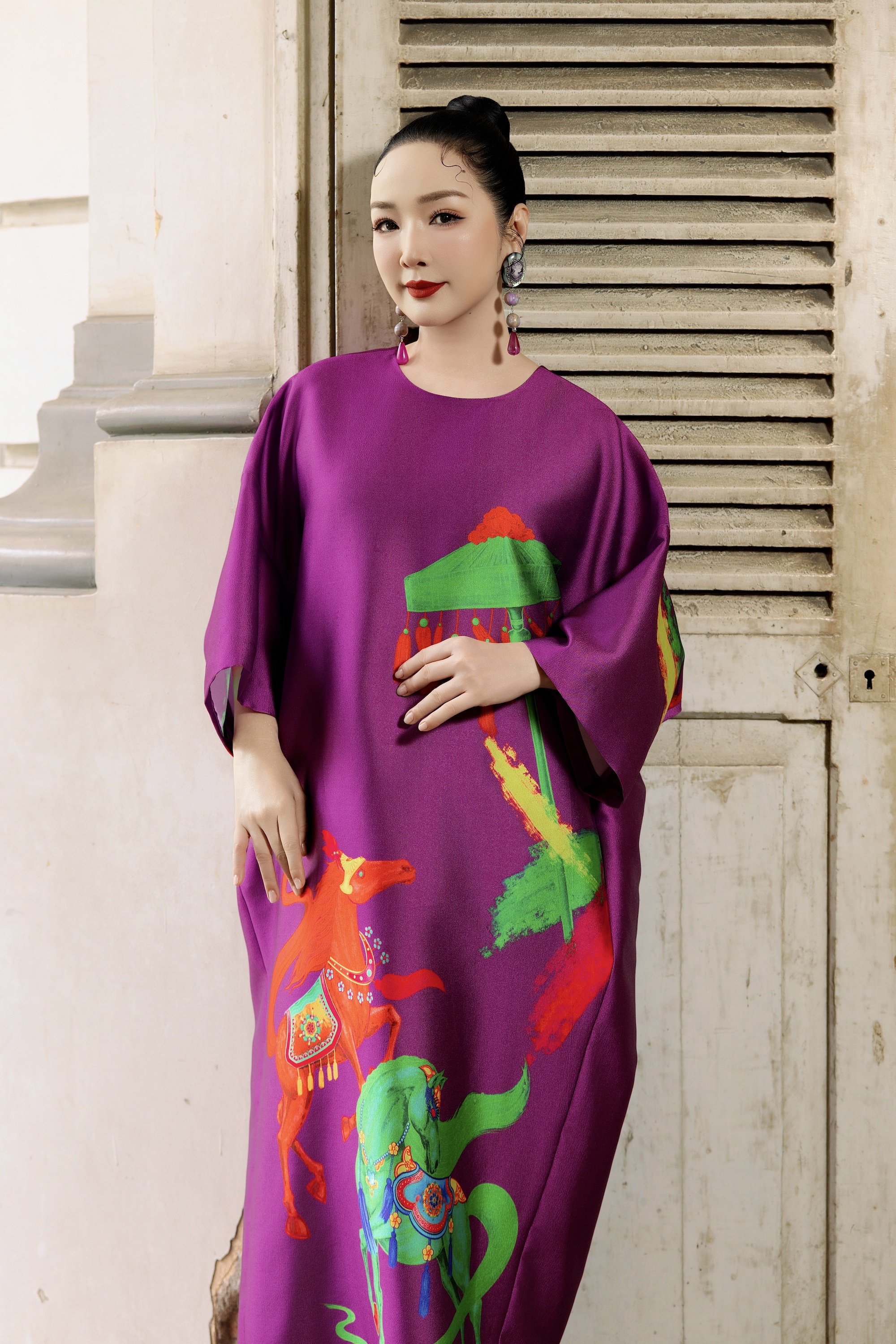 Cuộc sống của Hoa hậu Giáng My ở tuổi 55 - Ảnh 2.