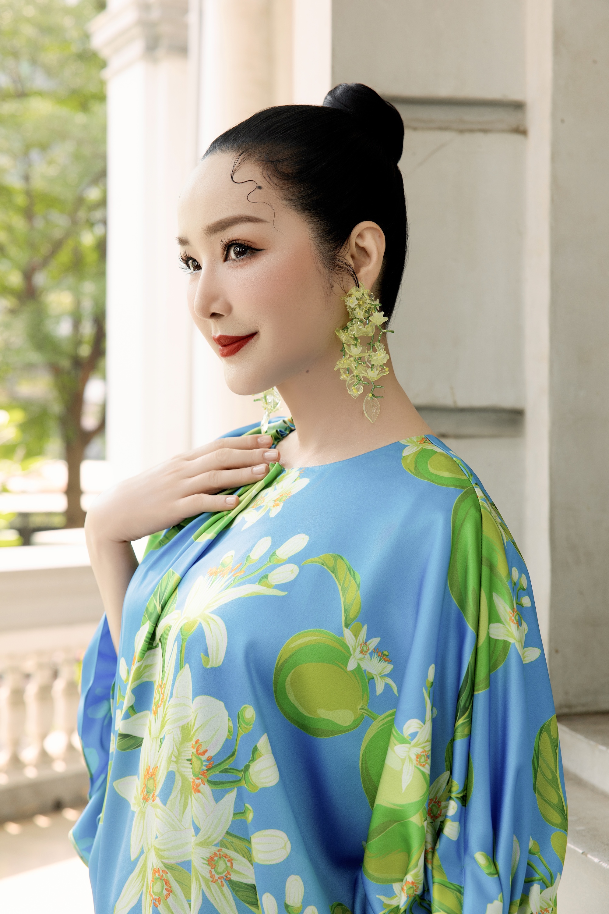 Cuộc sống của Hoa hậu Giáng My ở tuổi 55 - Ảnh 1.