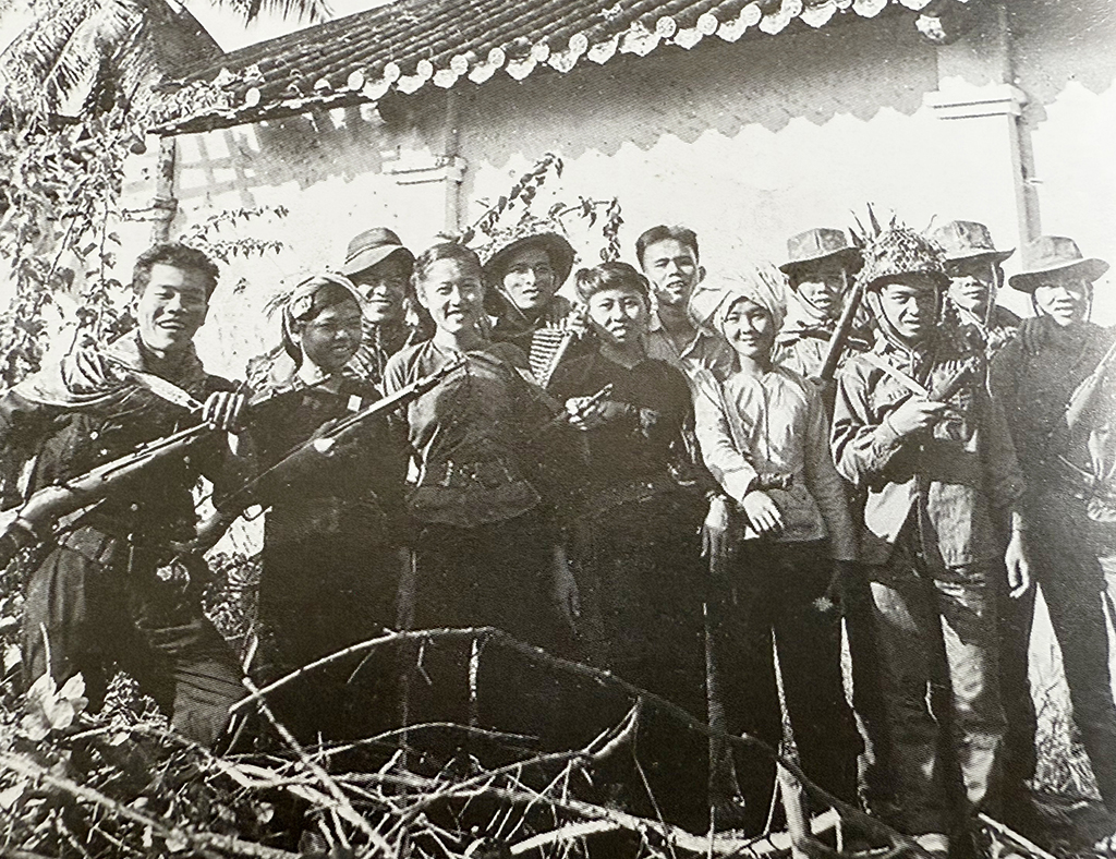 Nữ anh hùng cắm cờ giải phóng Chi khu Ngã Năm- Ảnh 3.