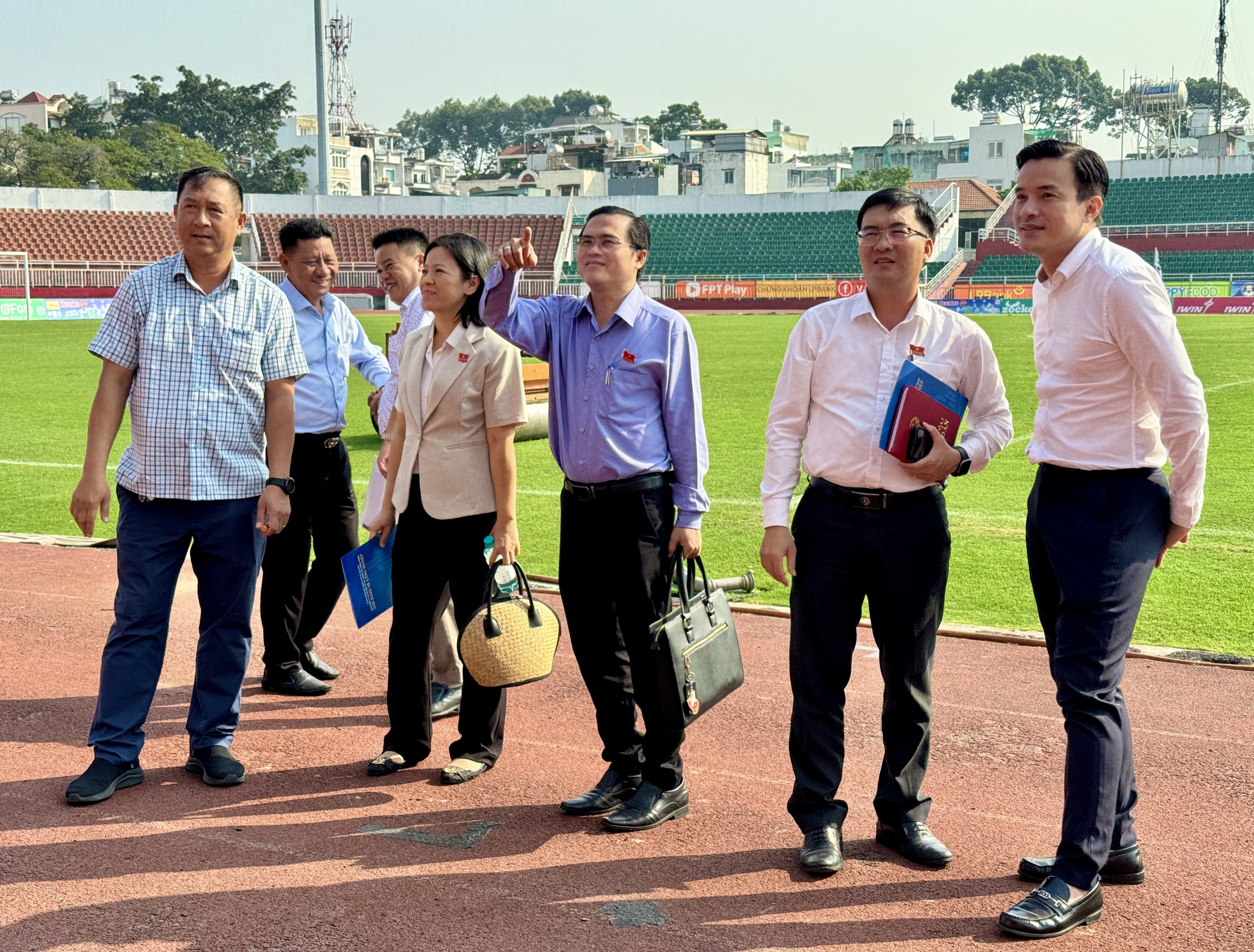 TP.HCM chi gần 320 tỉ đồng 'khoác áo mới' cho sân Thống Nhất trước Đại hội Thể thao toàn quốc- Ảnh 1.