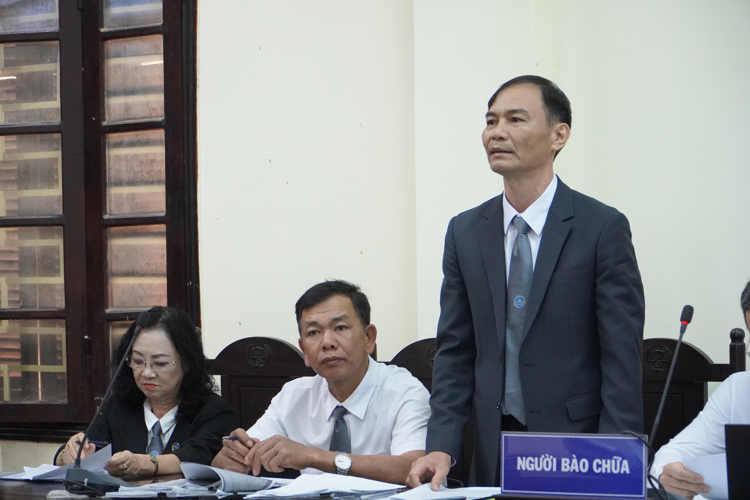 6 Cựu chiến binh kêu oan trong vụ hủy họai rừng: Tòa án xét xử lần 3 - Ảnh 3. 6 Cựu chiến binh kêu oan trong vụ hủy họai rừng: Tòa án xét xử lần 3 - Ảnh 3.