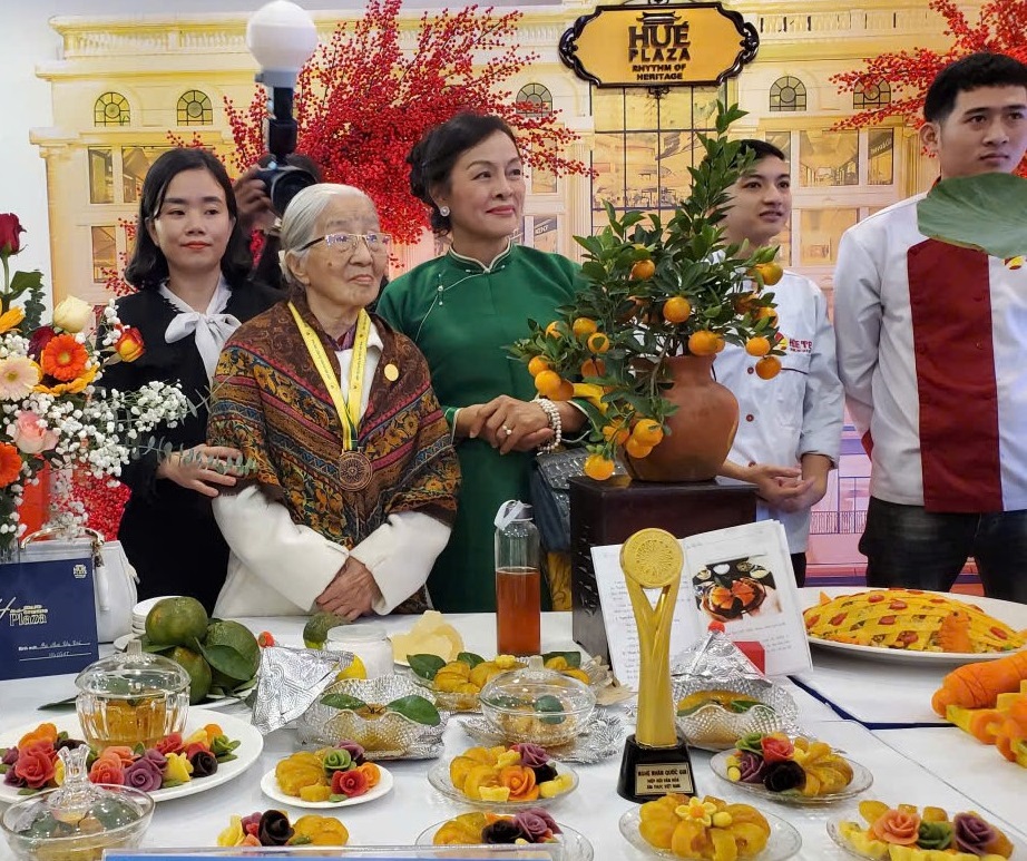 Sang trọng bánh tứ quý cung đình Huế- Ảnh 1.