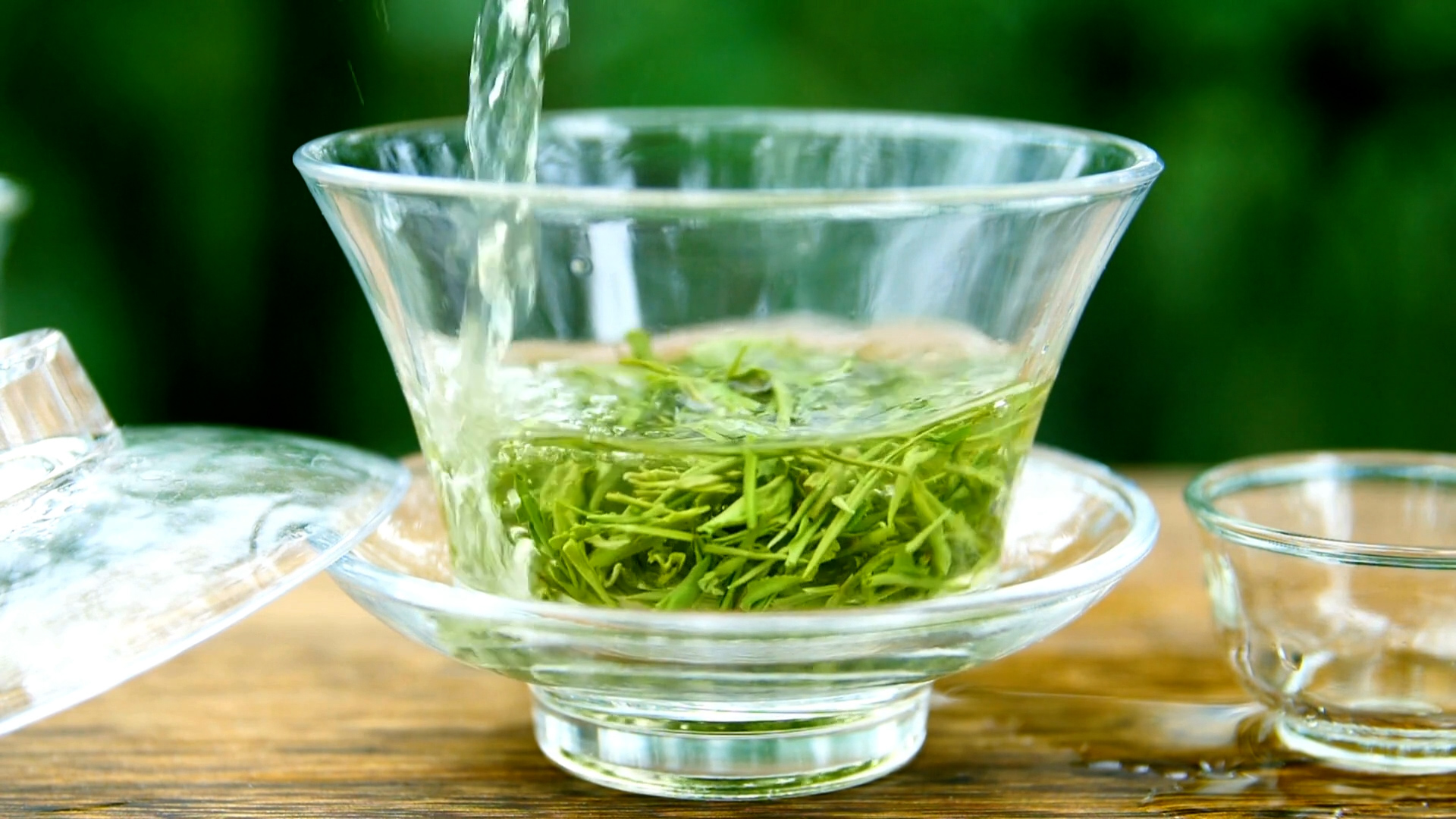 Bật mí những lợi ích không ngờ của trà xanh - Ảnh 1. Bật mí những lợi ích không ngờ của trà xanh - Ảnh 1.