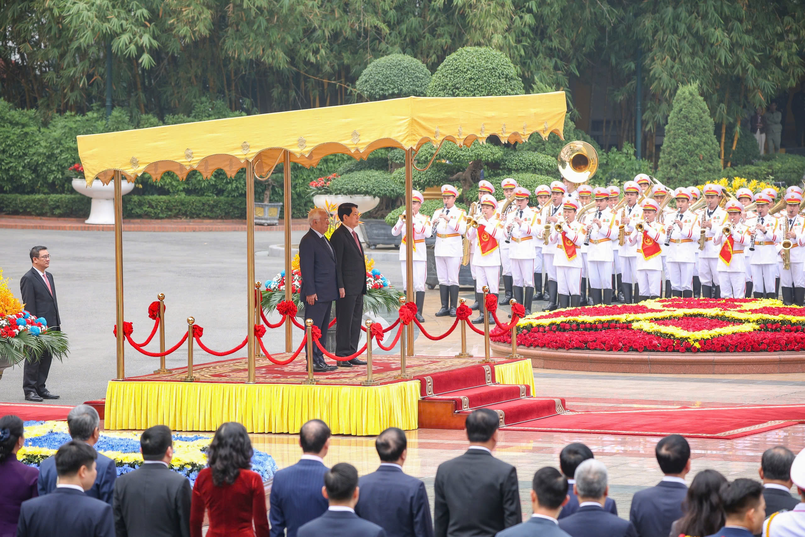 Chủ tịch nước Lương Cường chủ tr&igrave; lễ đ&oacute;n ch&iacute;nh thức Chủ tịch Hội đồng ch&acirc;u &Acirc;u- Ảnh 1.