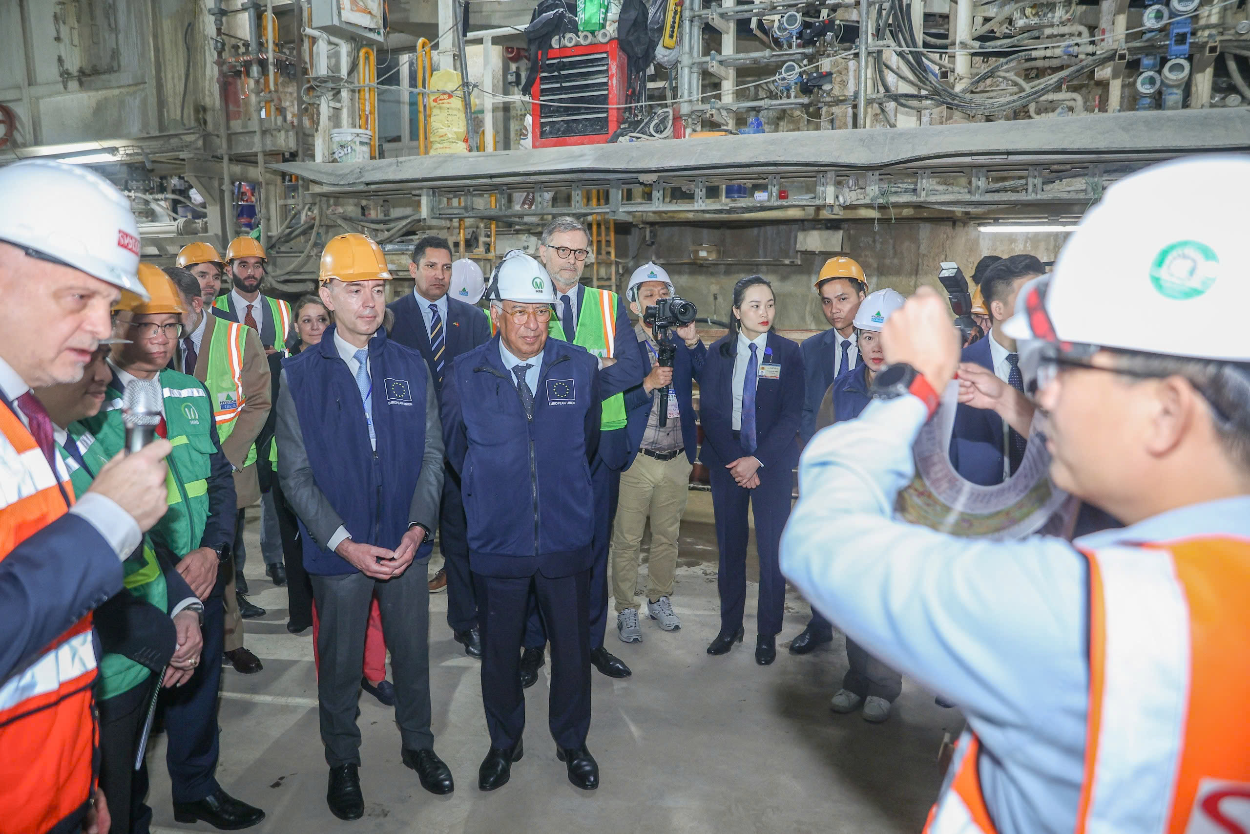 Chủ tịch Hội đồng châu Âu thăm dự án metro số 3 Hà Nội - Ảnh 3.