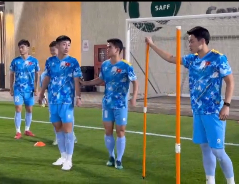 U.23 Việt Nam hiện mới chỉ c&oacute; 2 thủ m&ocirc;n, Phạm Đ&igrave;nh Hải chưa xong visa sang Ả Rập X&ecirc; &Uacute;t- Ảnh 3.