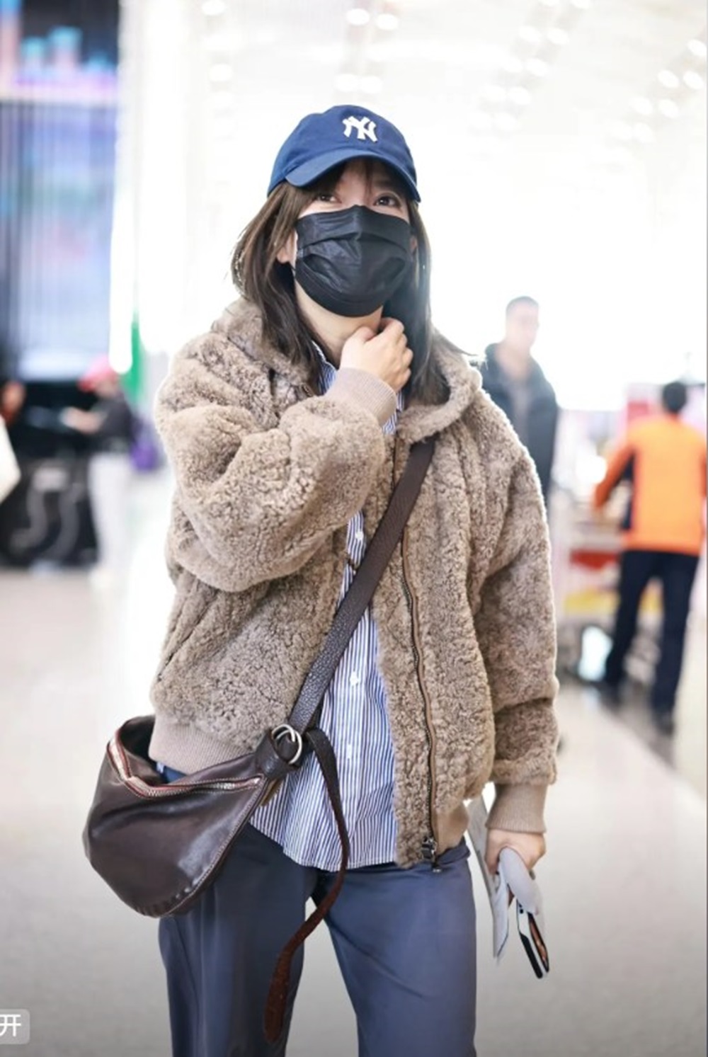 Triệu Vy đang dần lấy lại tự do tại làng giải trí Trung Quốc- Ảnh 2. Triệu Vy đang dần lấy lại tự do tại làng giải trí Trung Quốc- Ảnh 2.