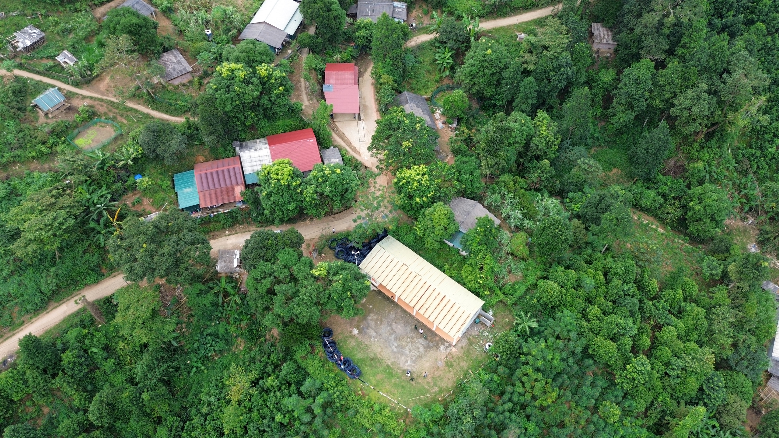 Dấu ấn Thanh Niên nơi biên cương Tổ quốc: 'Pháo đài' che chở bản làng - Ảnh 1.