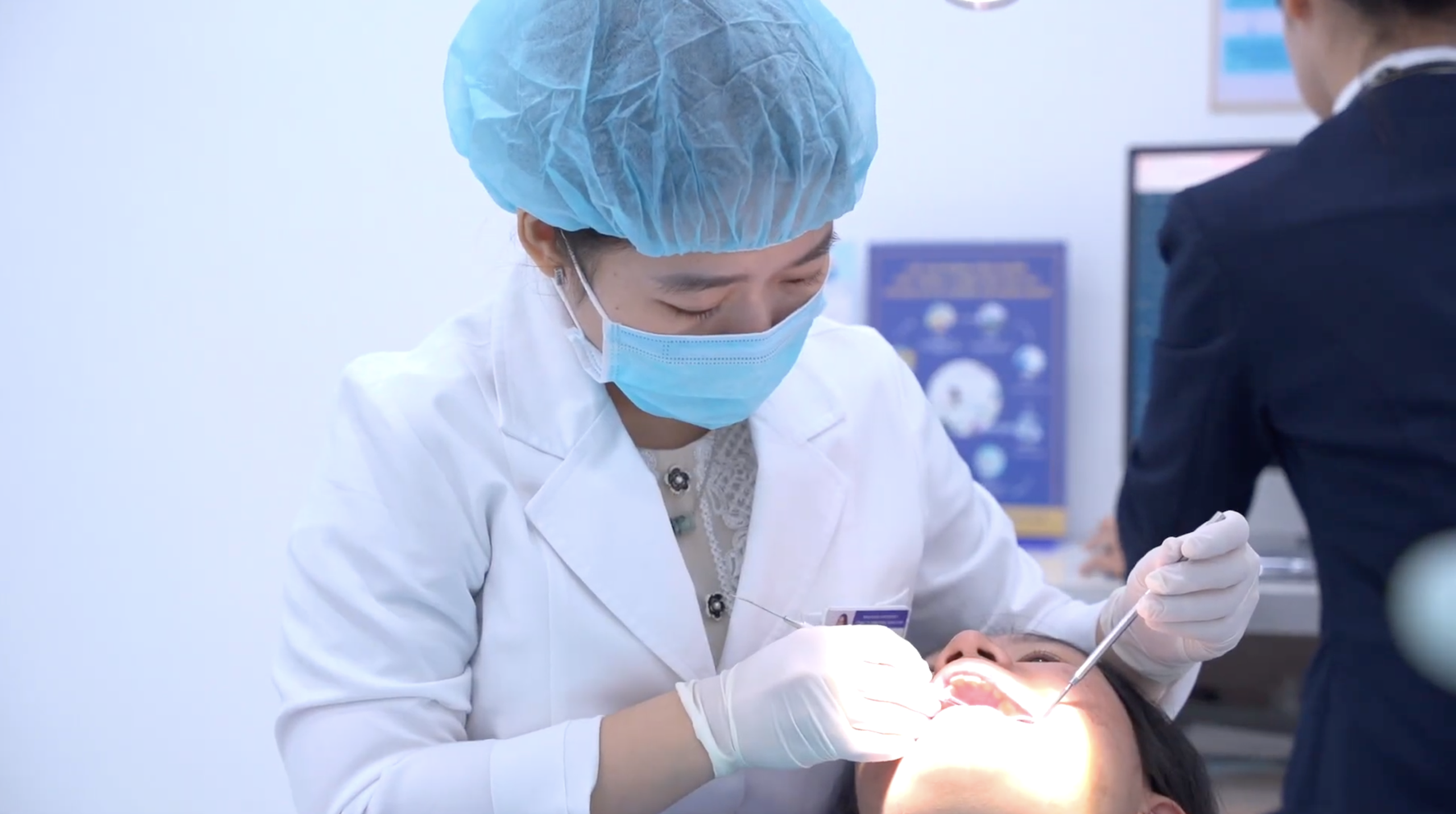 Vụ thuốc diệt tủy chứa thạch tín: Vì sao bị cấm trong nha khoa?- Ảnh 1. Vụ thuốc diệt tủy chứa thạch tín: Vì sao bị cấm trong nha khoa?- Ảnh 1.