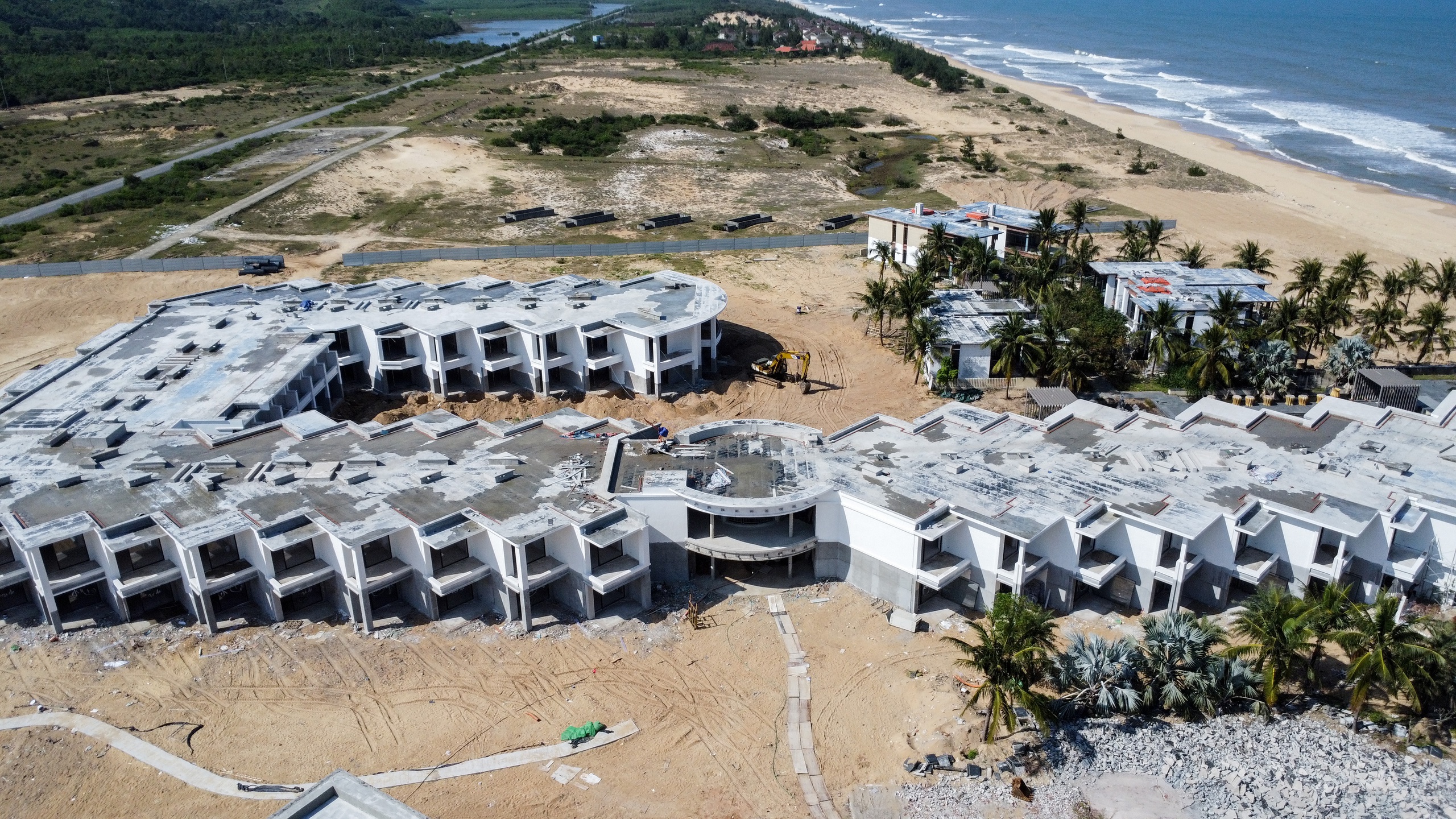 T&aacute;i khởi động dự &aacute;n nghỉ dưỡng triệu USD tại Lăng C&ocirc; sau nhiều năm 'đắp chiếu'- Ảnh 4.