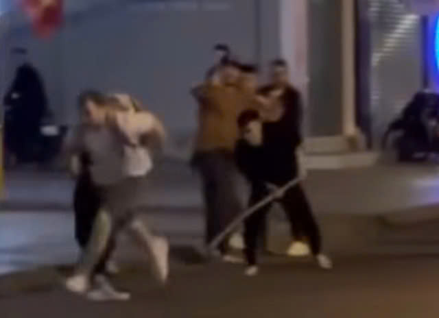 Xác minh vụ đánh du khách nước ngoài tới tấp ở Nha Trang - Ảnh 1. Xác minh vụ đánh du khách nước ngoài tới tấp ở Nha Trang - Ảnh 1.