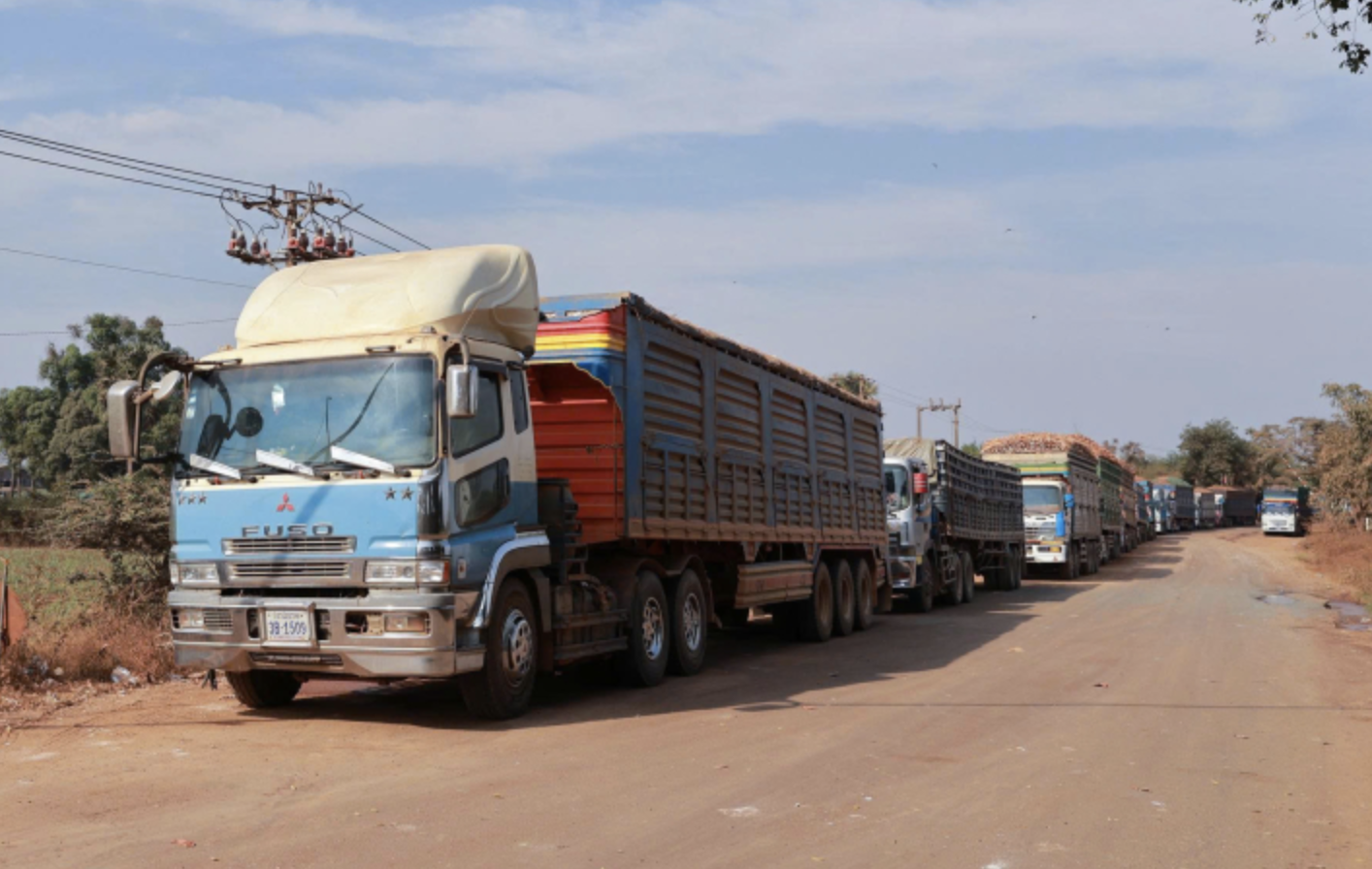 Bộ Nông nghiệp và Môi trường thông tin xử lý nông sản ách tắc ở cửa khẩu - Ảnh 1.