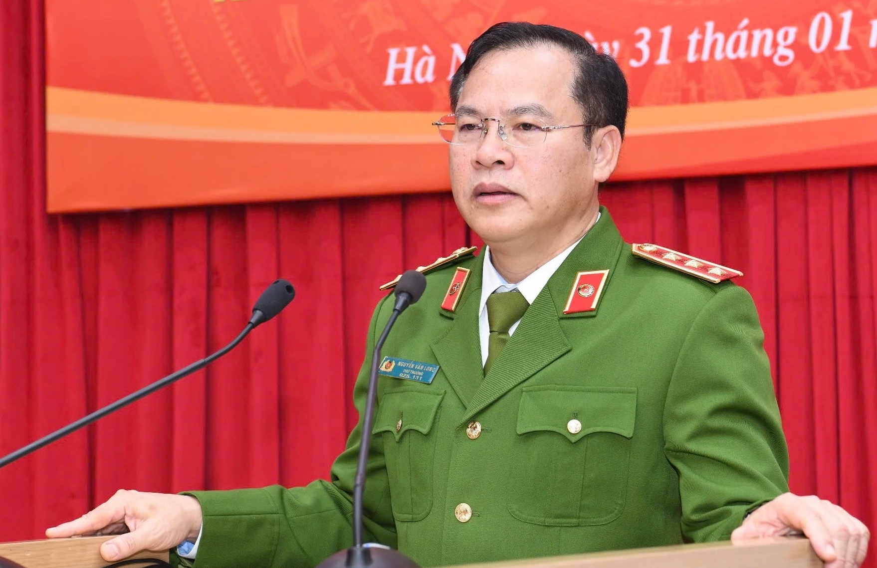 Thứ trưởng Công an chỉ đạo ‘đi từng ngõ, gõ từng nhà, rà từng đối tượng’ nghiện ma túy - Ảnh 1.