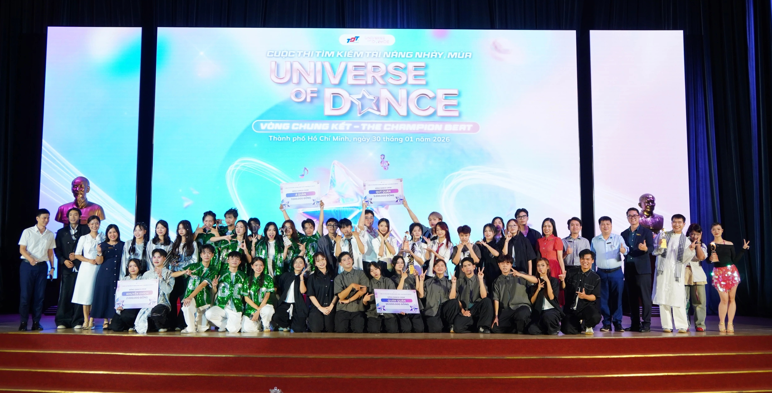 Trước tết, nhiều ng&agrave;y hội nghệ thuật lấp l&aacute;nh của học sinh, sinh vi&ecirc;n TP.HCM- Ảnh 3.