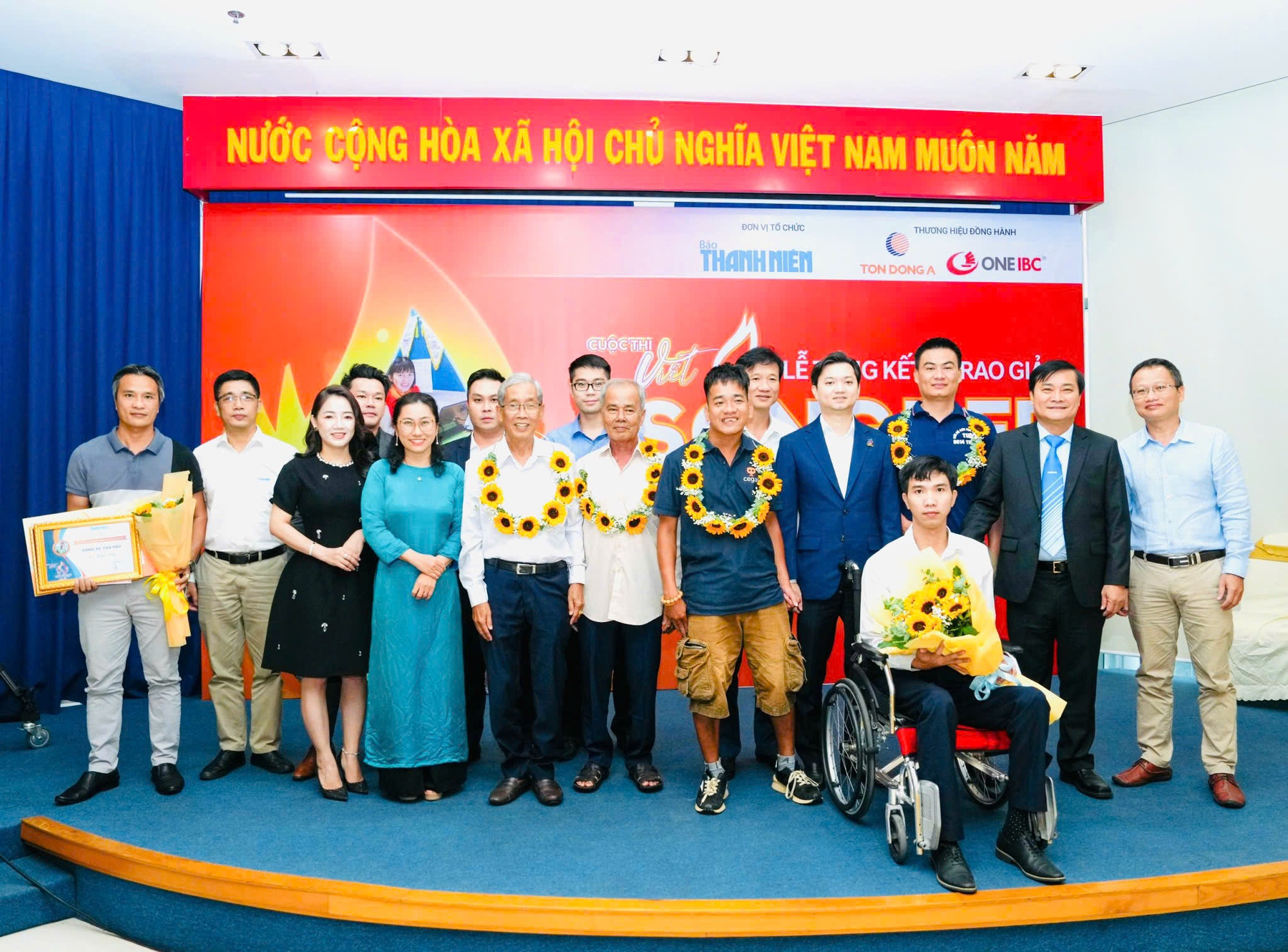 - Ảnh 2. - Ảnh 2.