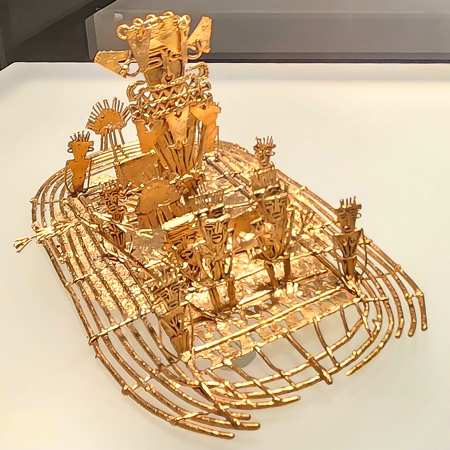 Lạc bước v&agrave;o thế giới v&agrave;ng huyền b&iacute; ở Colombia- Ảnh 1.