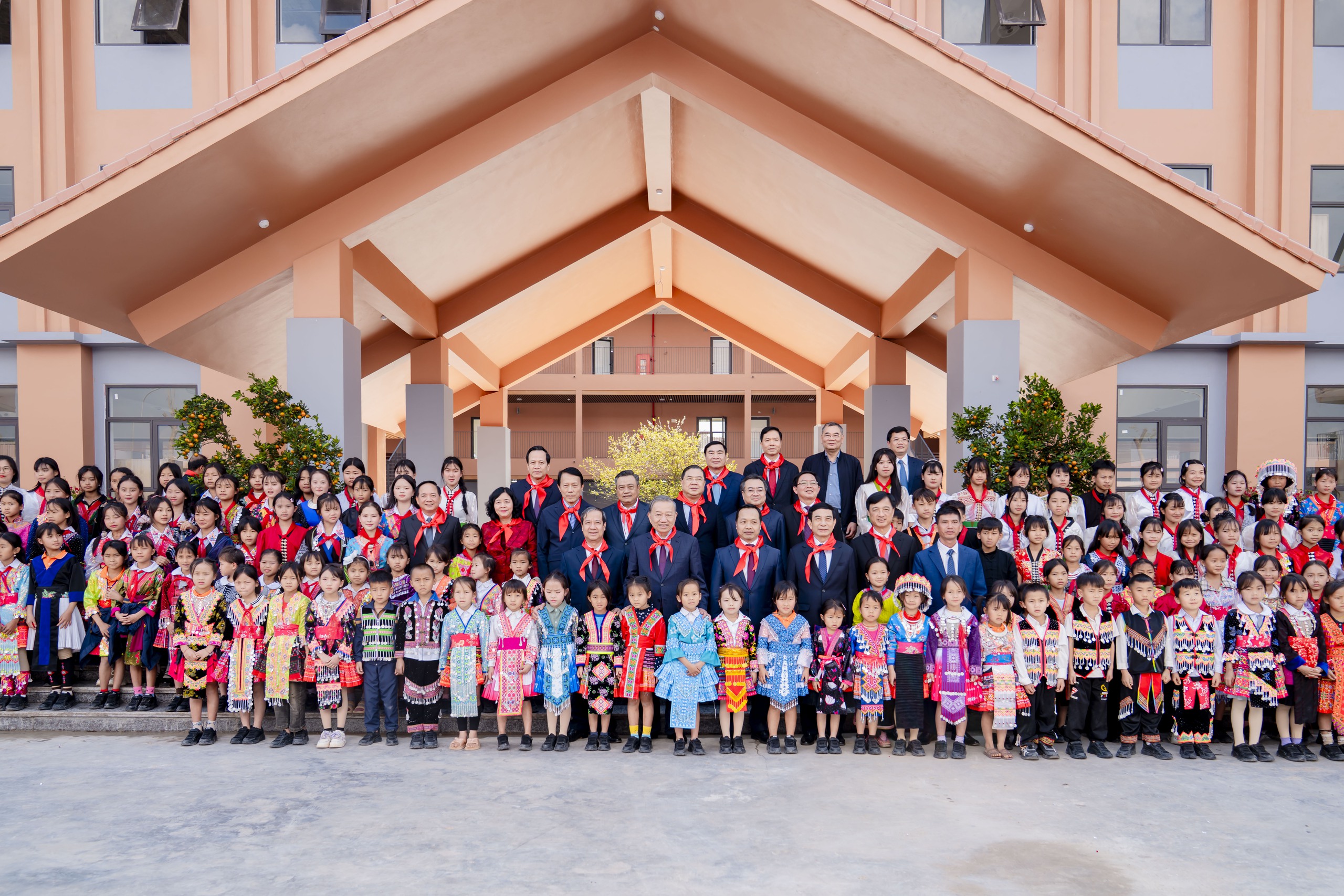 Tổng Bí thư: Đầu năm 2027, 248 trường phổ thông nội trú liên cấp hoạt động đồng bộ- Ảnh 5. Tổng Bí thư: Đầu năm 2027, 248 trường phổ thông nội trú liên cấp hoạt động đồng bộ- Ảnh 5.