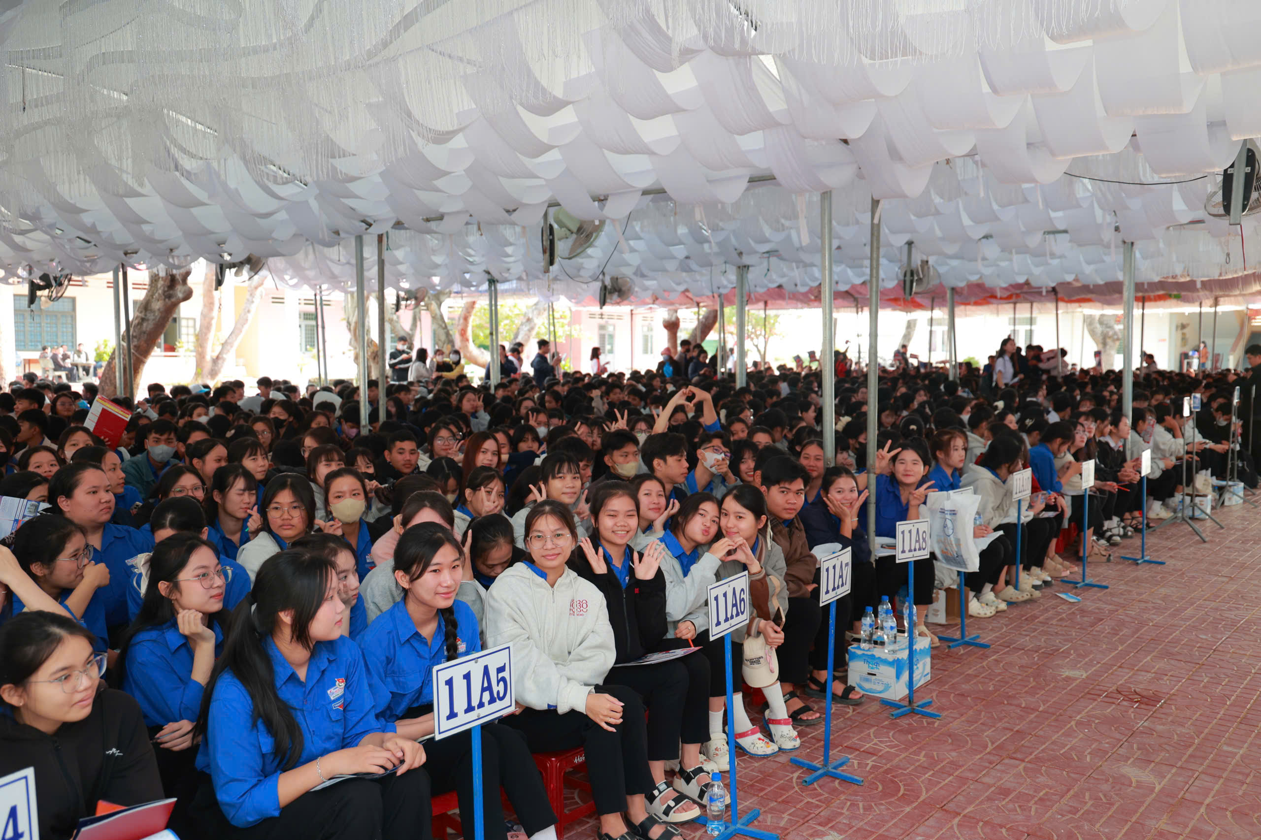 'Nóng' với những câu hỏi về tuyển sinh đại học 2026 - Ảnh 2.