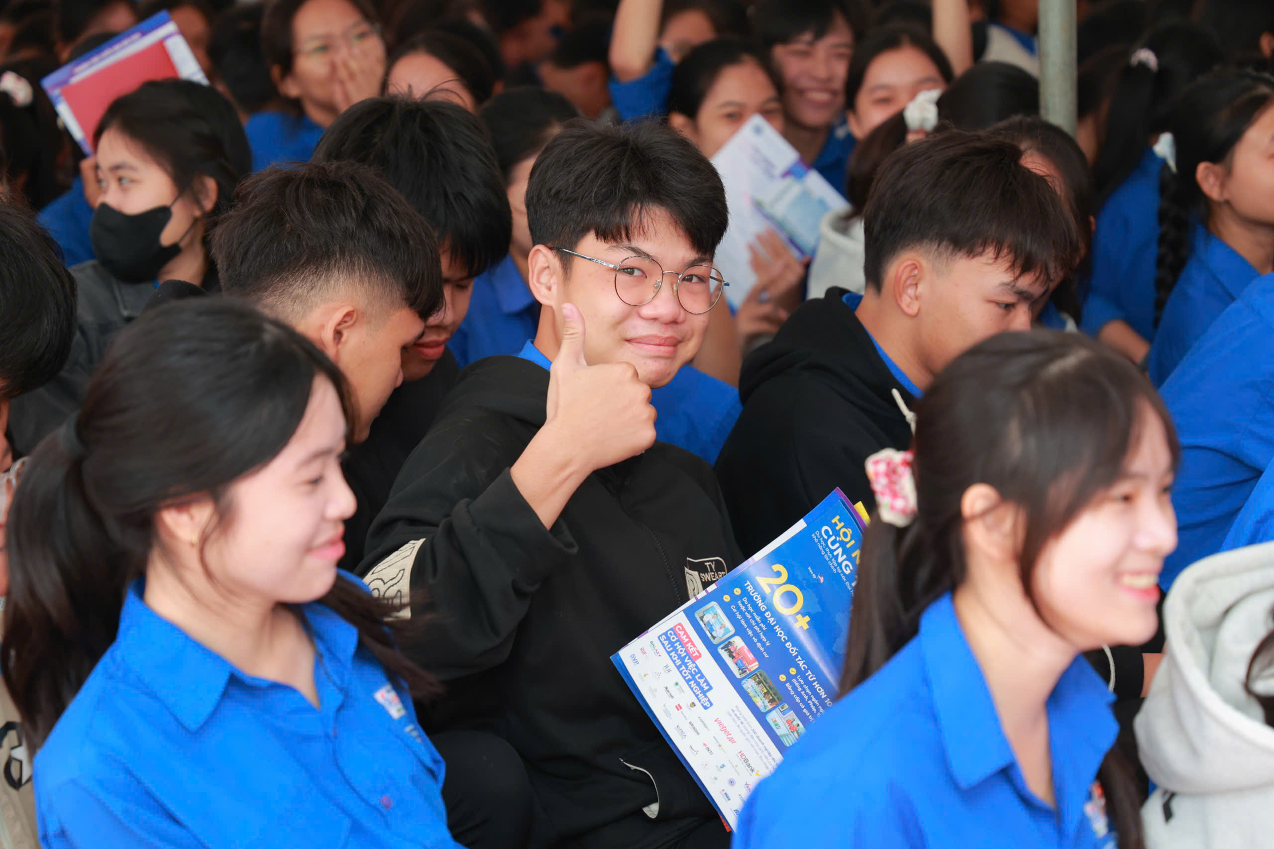 'Nóng' với những câu hỏi về tuyển sinh đại học 2026 - Ảnh 1.