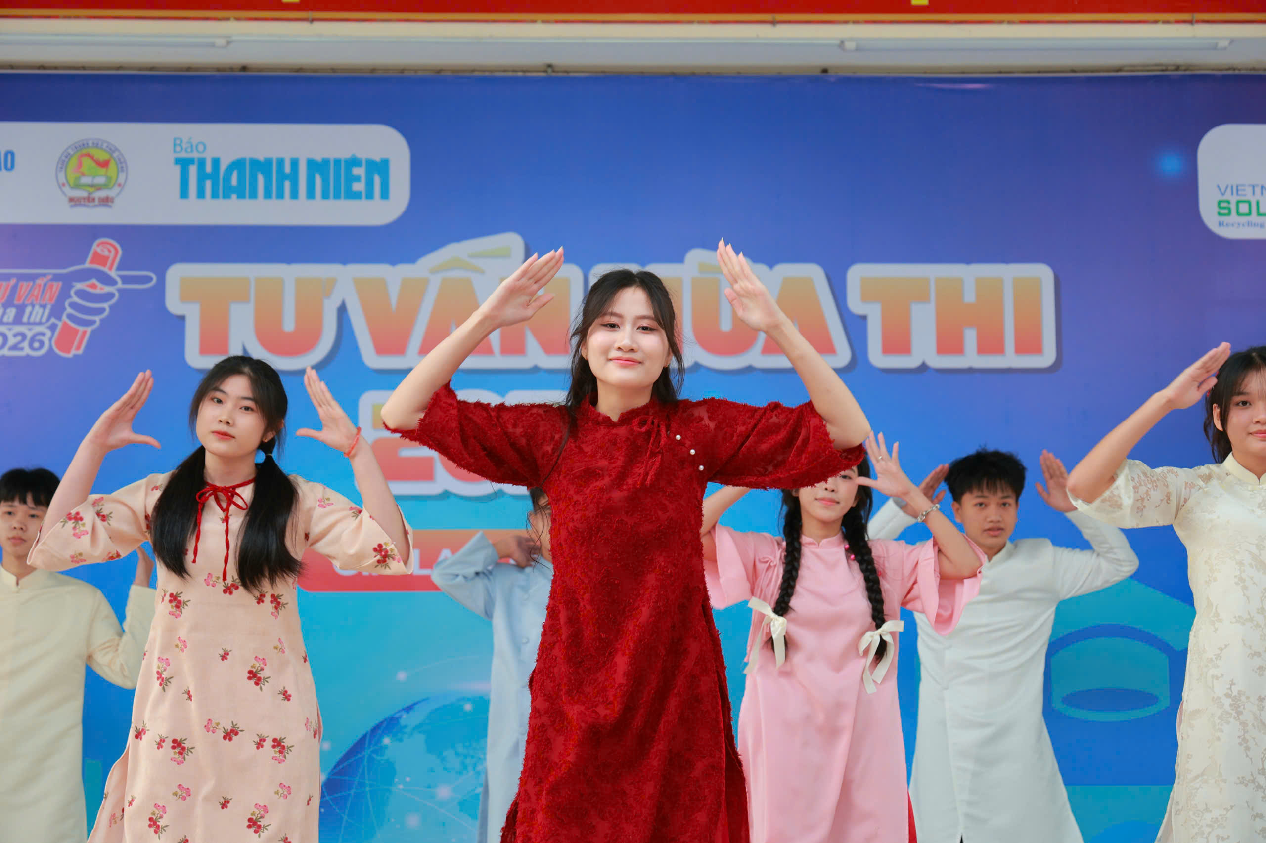 'Nóng' với những câu hỏi về tuyển sinh đại học 2026 - Ảnh 12.