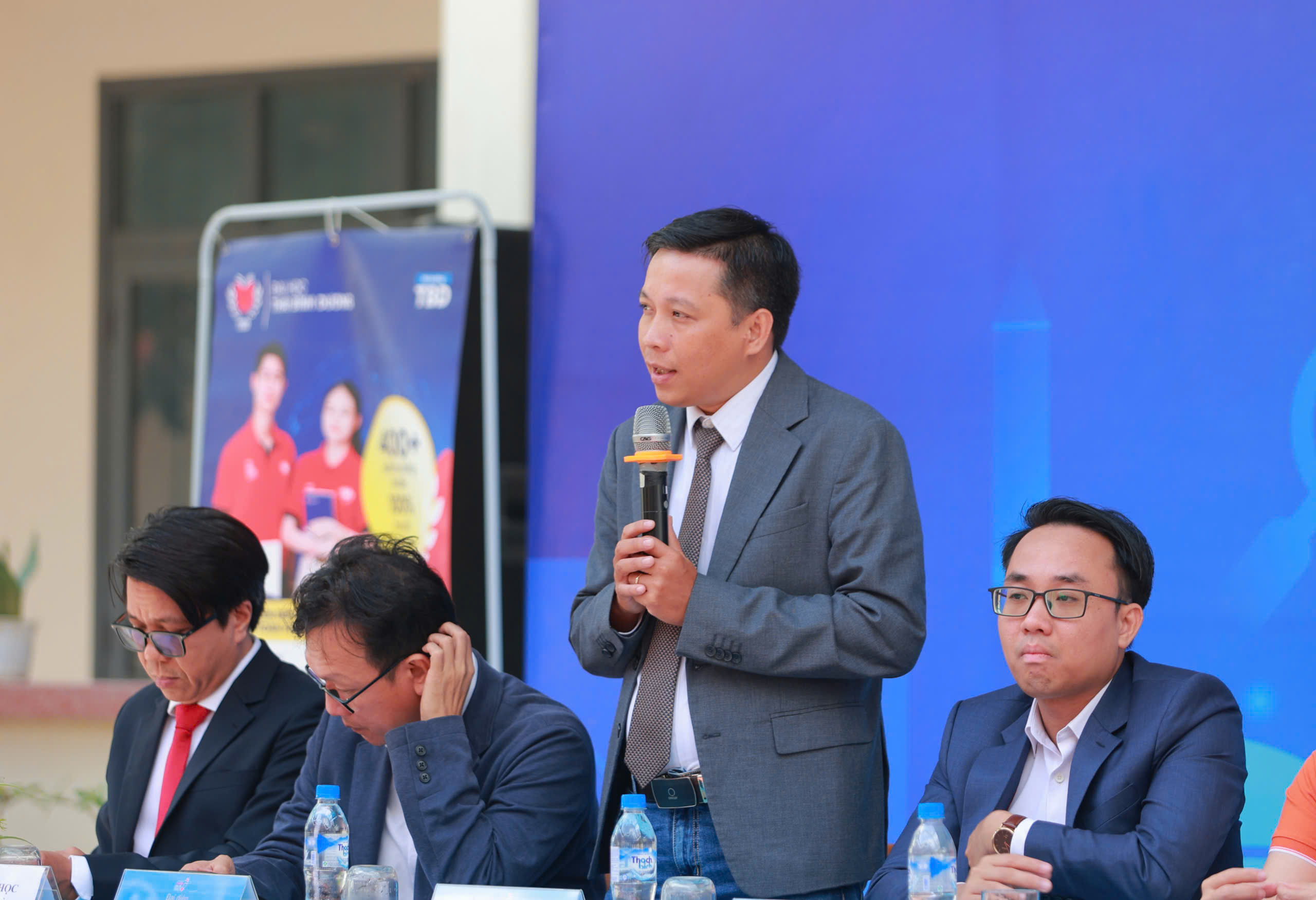 'Nóng' với những câu hỏi về tuyển sinh đại học 2026- Ảnh 31. 'Nóng' với những câu hỏi về tuyển sinh đại học 2026- Ảnh 31.