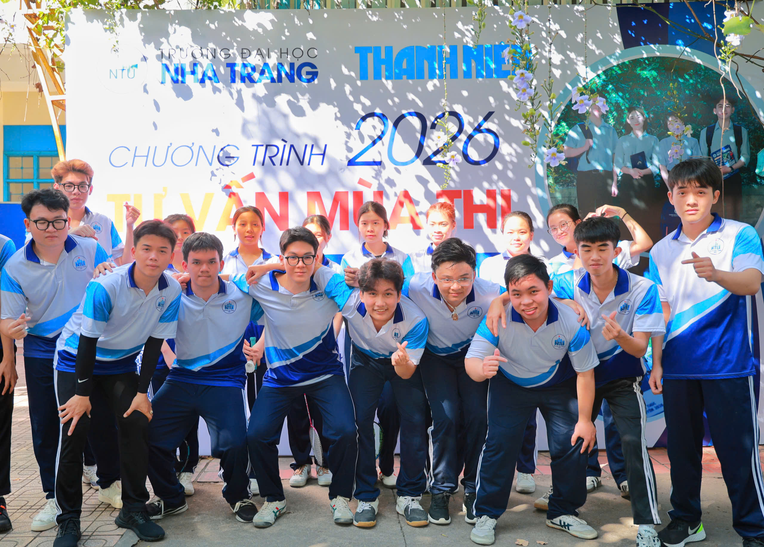 Học sinh Kh&aacute;nh H&ograve;a n&oacute;ng l&ograve;ng chờ Tư vấn m&ugrave;a thi 2026- Ảnh 2.