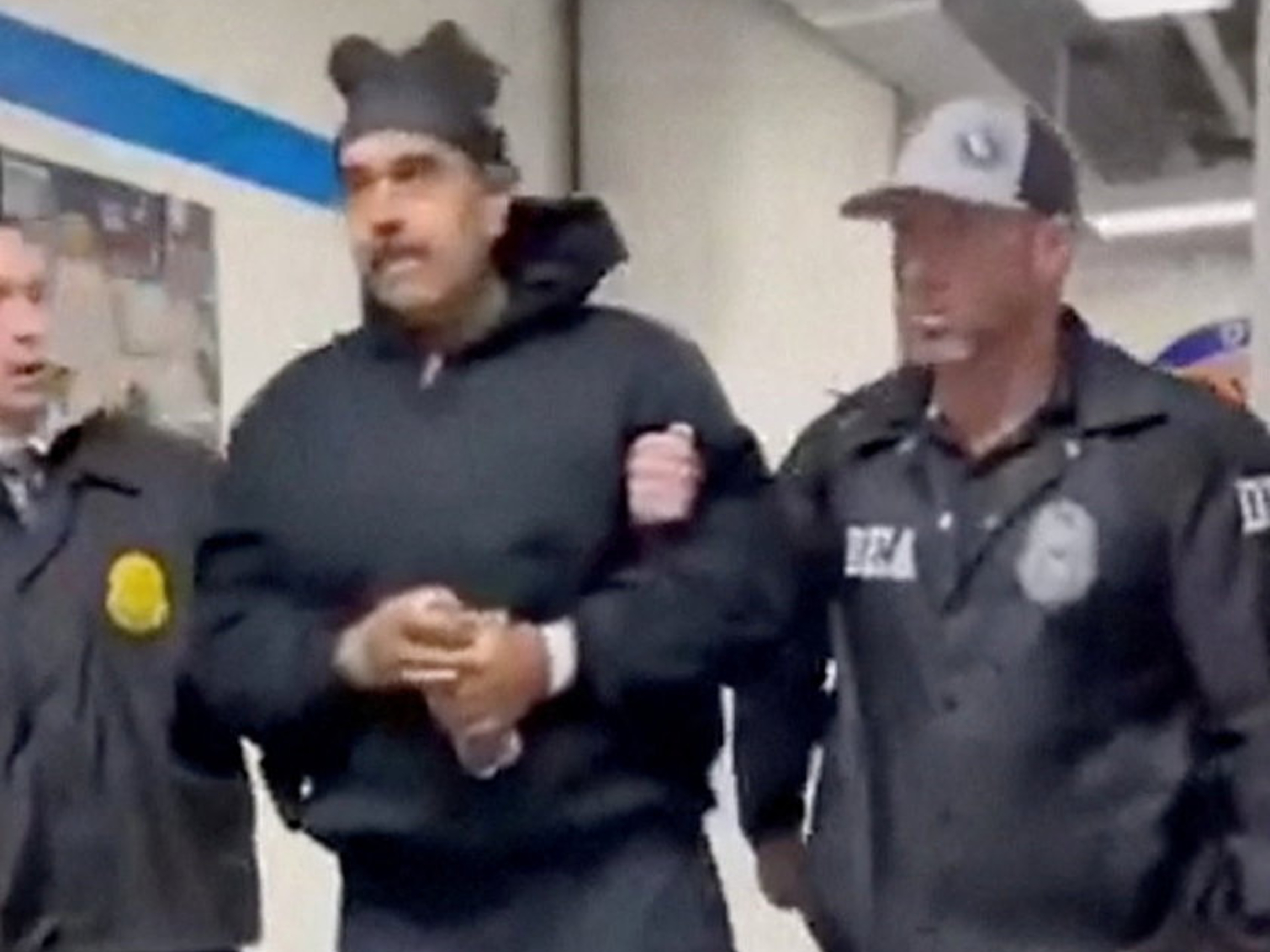 Hé lộ chi tiết Mỹ bắt giữ Tổng thống Venezuela