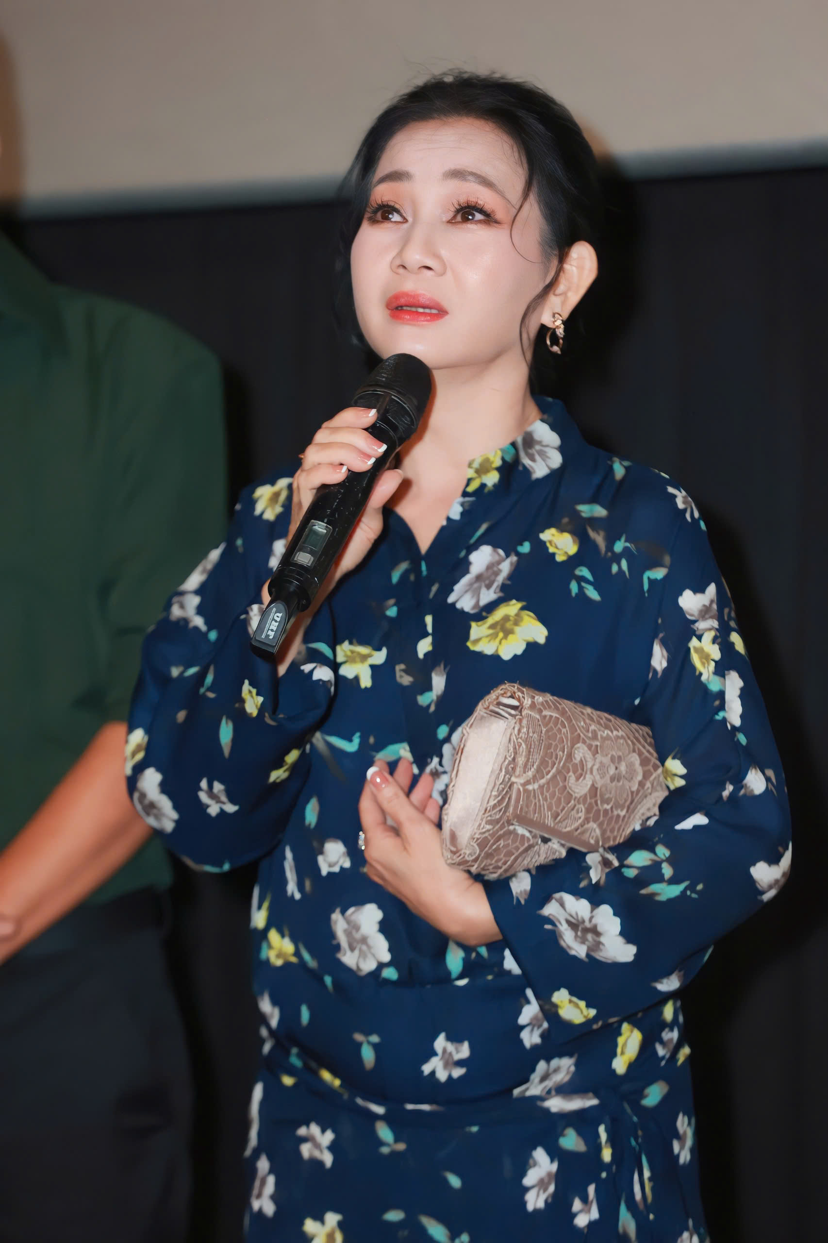 Cuộc sống của nghệ sĩ Hoàng Trinh sau biến cố  - Ảnh 2.