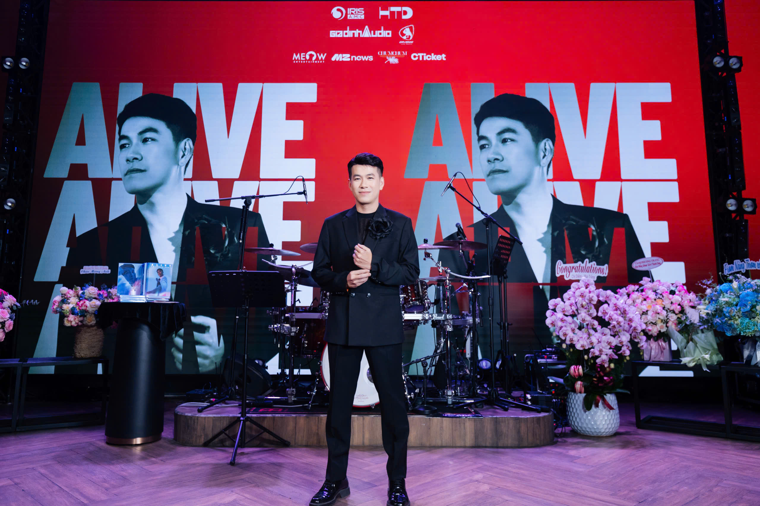 Hồ Trung Dũng: 'Tôi không thấy mình nhạt, bởi không bao giờ so sánh với ai' - Ảnh 1.