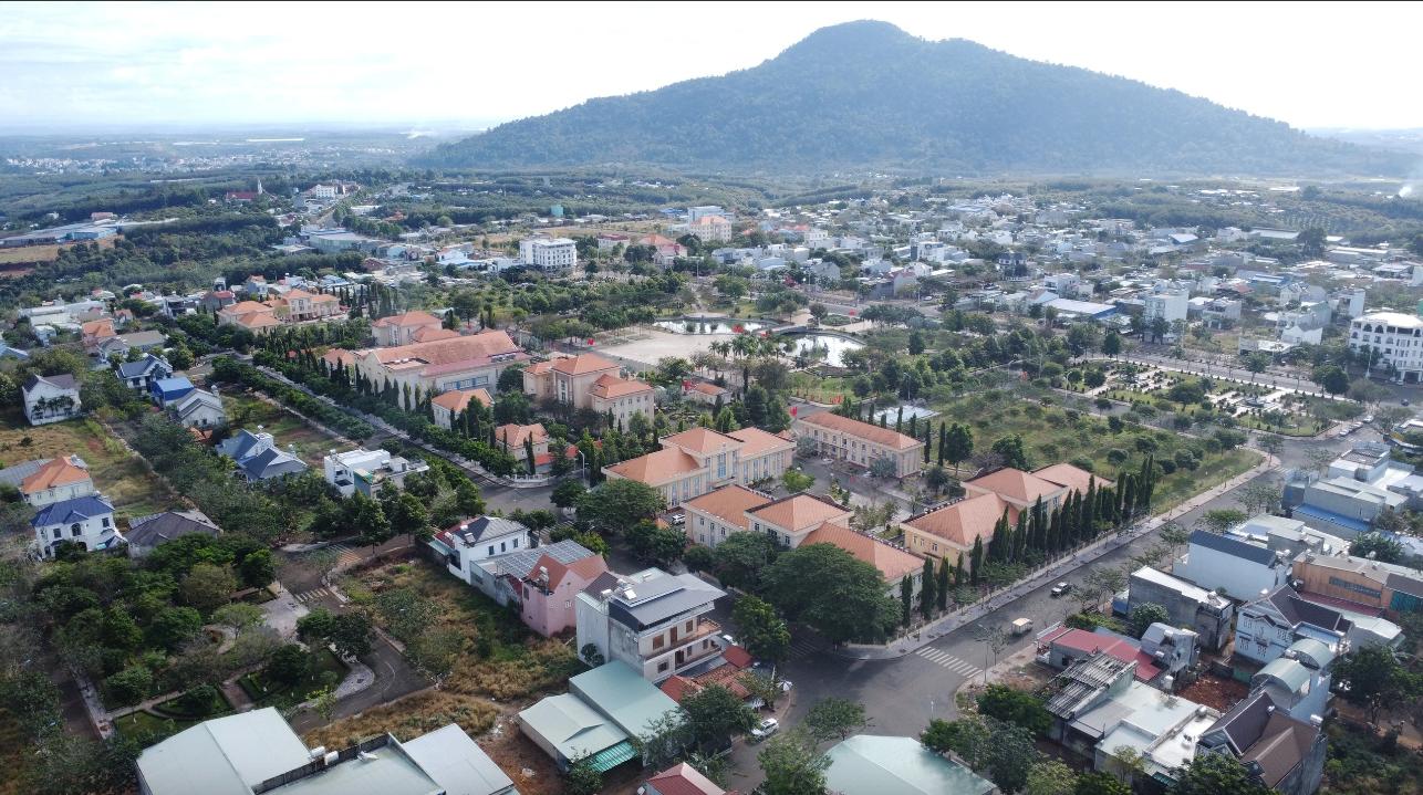 Hoàng Nguyên Thanh lần thứ 10 chinh phục danh hiệu 'vua leo núi' Bà Rá- Ảnh 3.