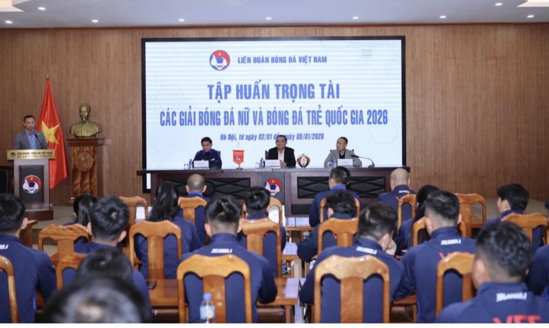 Không có trọng tài bị trượt lý thuyết, chỉ có 1 trường hợp không đạt thể lực do chấn thương- Ảnh 1.