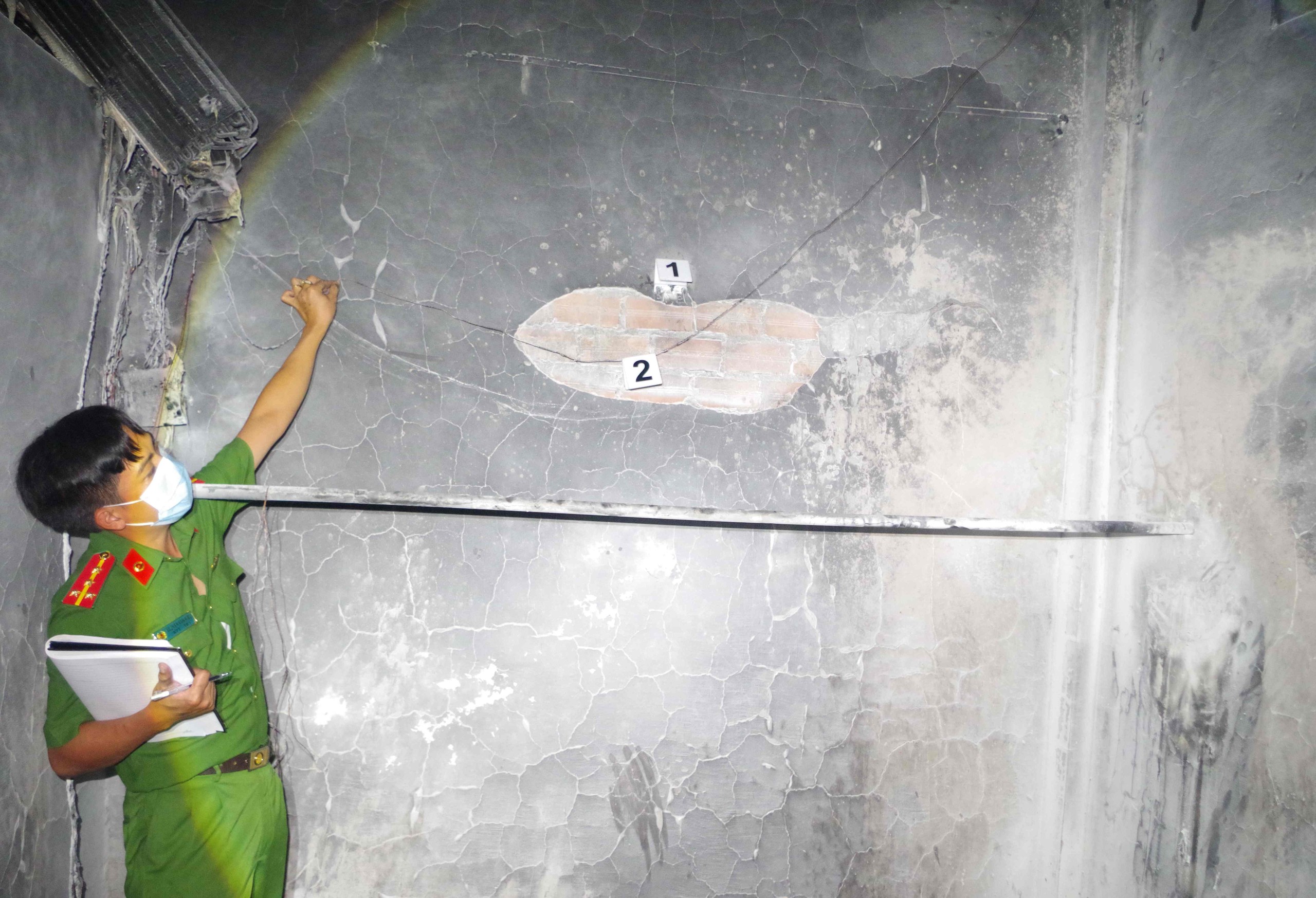 Điều tra vụ cháy nhà tại Đồng Tháp khiến 2 bé gái tử vong- Ảnh 2.