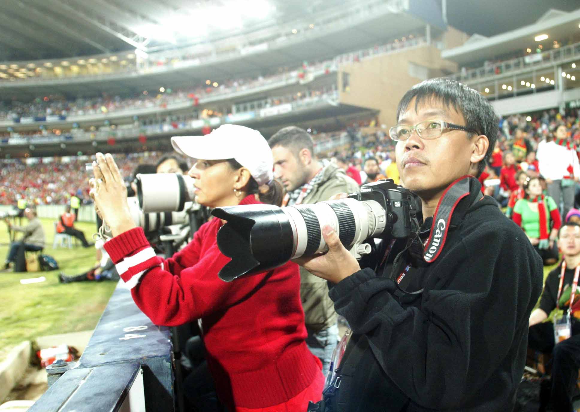 40 Năm b&aacute;o Thanh Ni&ecirc;n v&agrave; h&agrave;nh tr&igrave;nh thể thao qua c&aacute;c kỳ World Cup v&agrave; EURO - Ảnh 3.