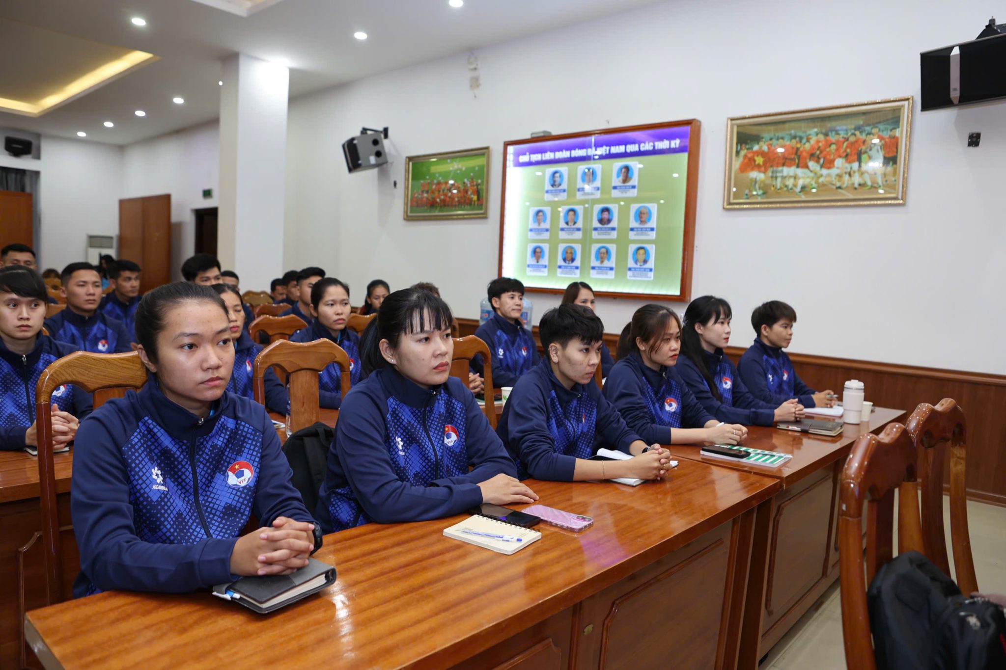 VFF tổ chức tập huấn đặc biệt, 65/66 trọng tài Việt Nam đạt chuẩn thể lực- Ảnh 3. VFF tổ chức tập huấn đặc biệt, 65/66 trọng tài Việt Nam đạt chuẩn thể lực- Ảnh 3.