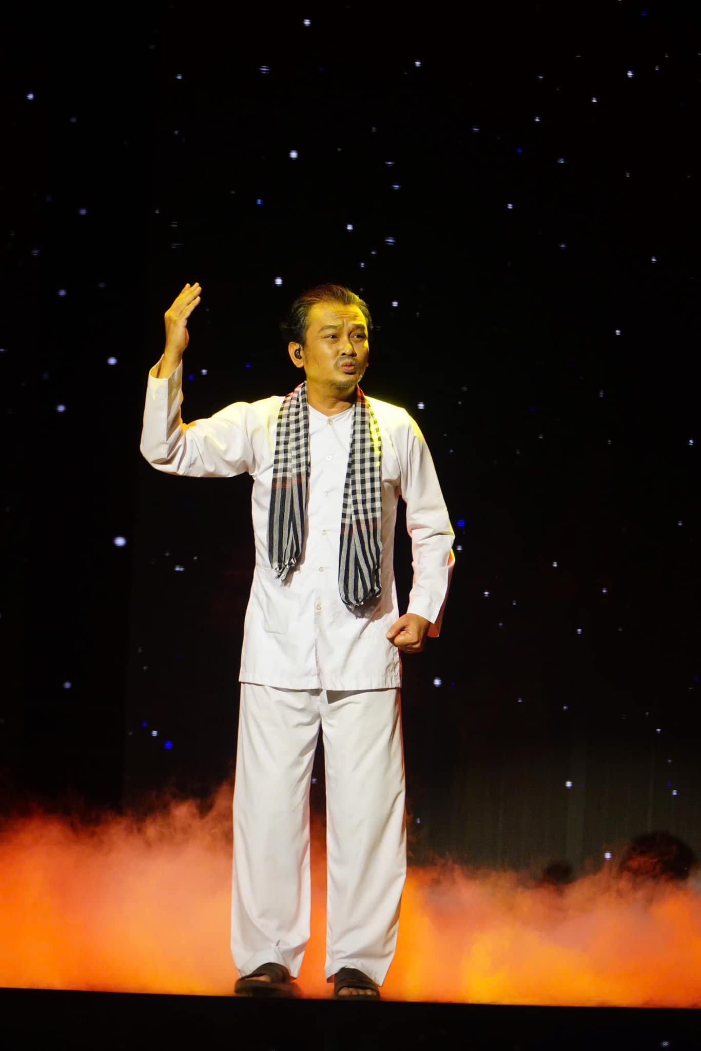 Cuộc sống kín tiếng của NSND Hữu Quốc - Ảnh 3.