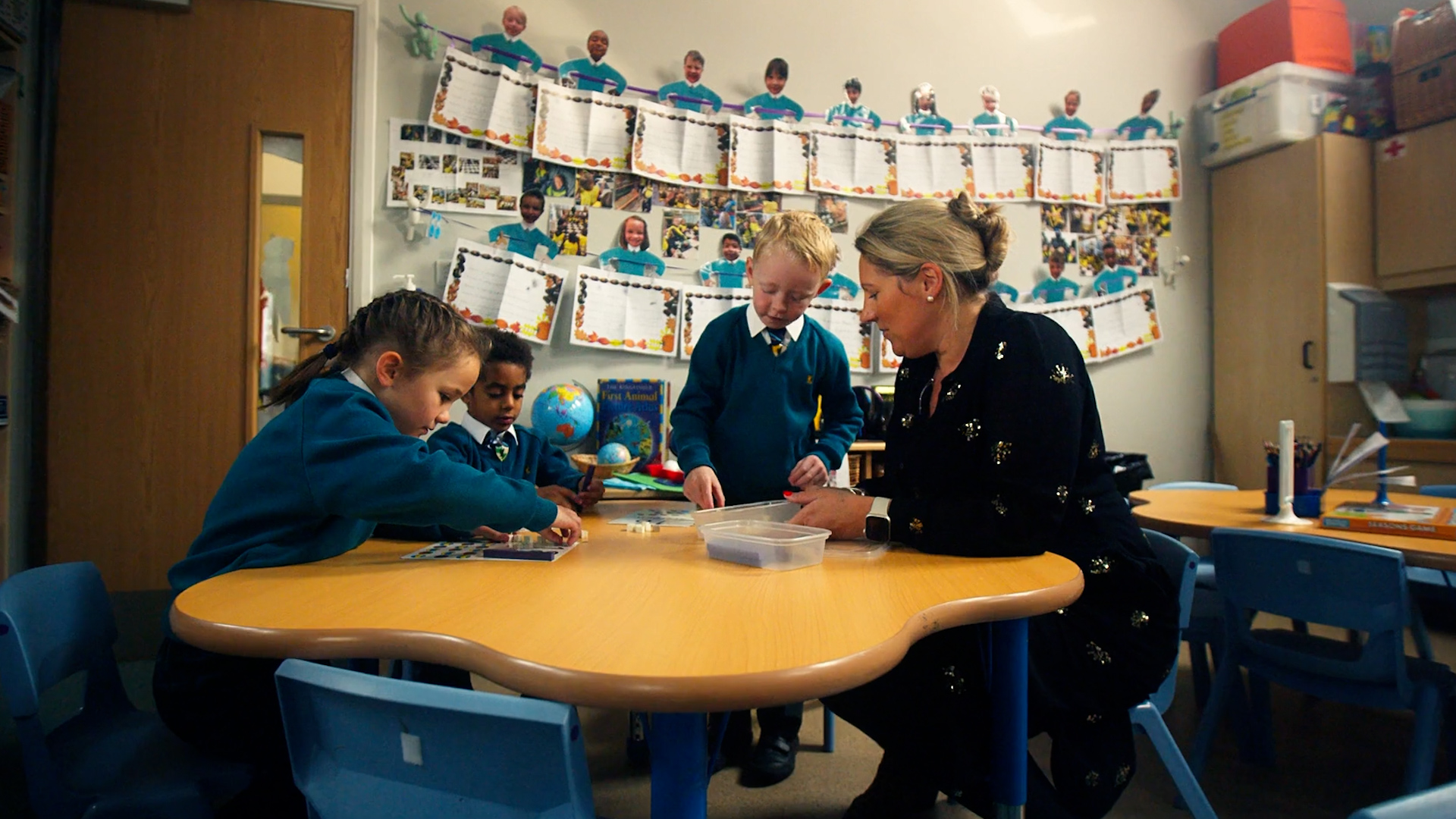 Trường Ardingly College việt nam hạn chế thiết bị điện tử trong giáo dục hiện đại - Ảnh 1. Trường Ardingly College việt nam hạn chế thiết bị điện tử trong giáo dục hiện đại - Ảnh 1.