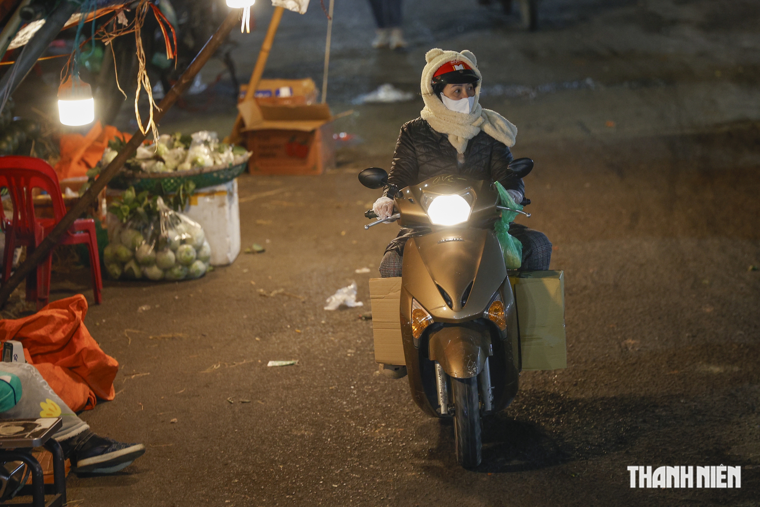 Người H&agrave; Nội co ro trong đ&ecirc;m r&eacute;t 11 độ C , cuộc sống trong gi&aacute; lạnh - Ảnh 11.