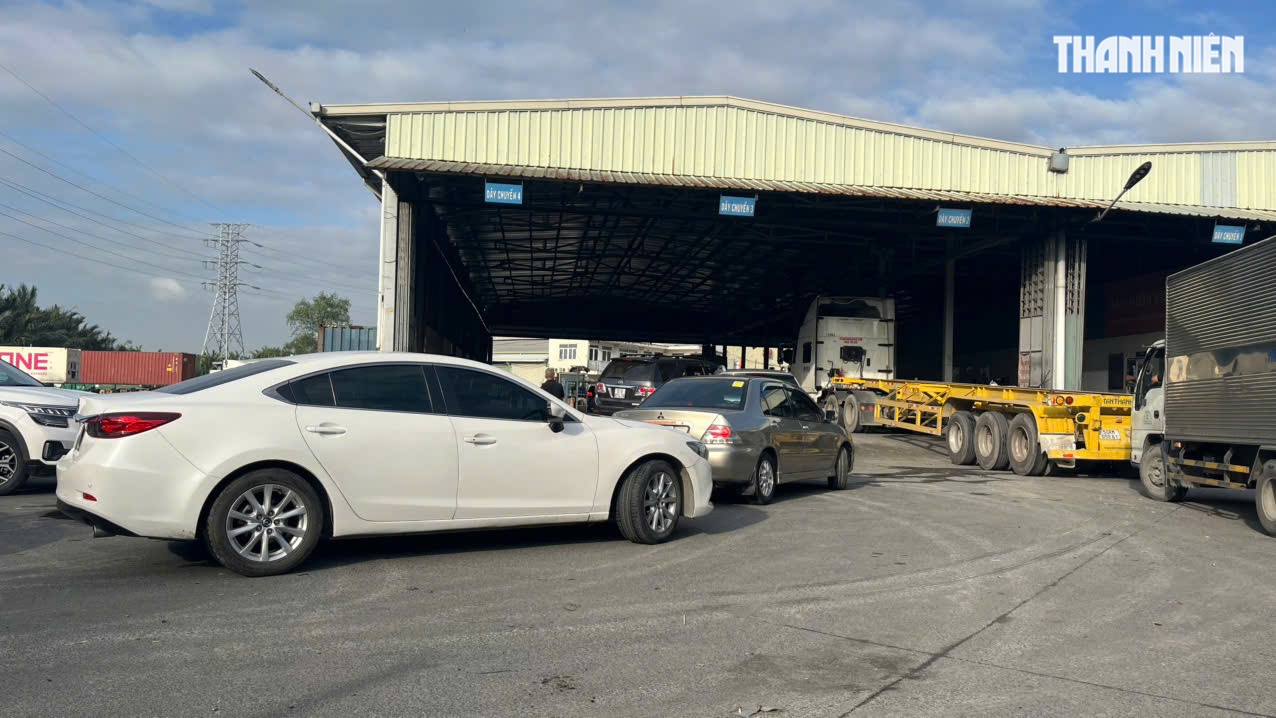 Từ 20.1.2026, ô tô rớt kiểm định phải nộp thêm phí khi quay lại lần hai - Ảnh 1.