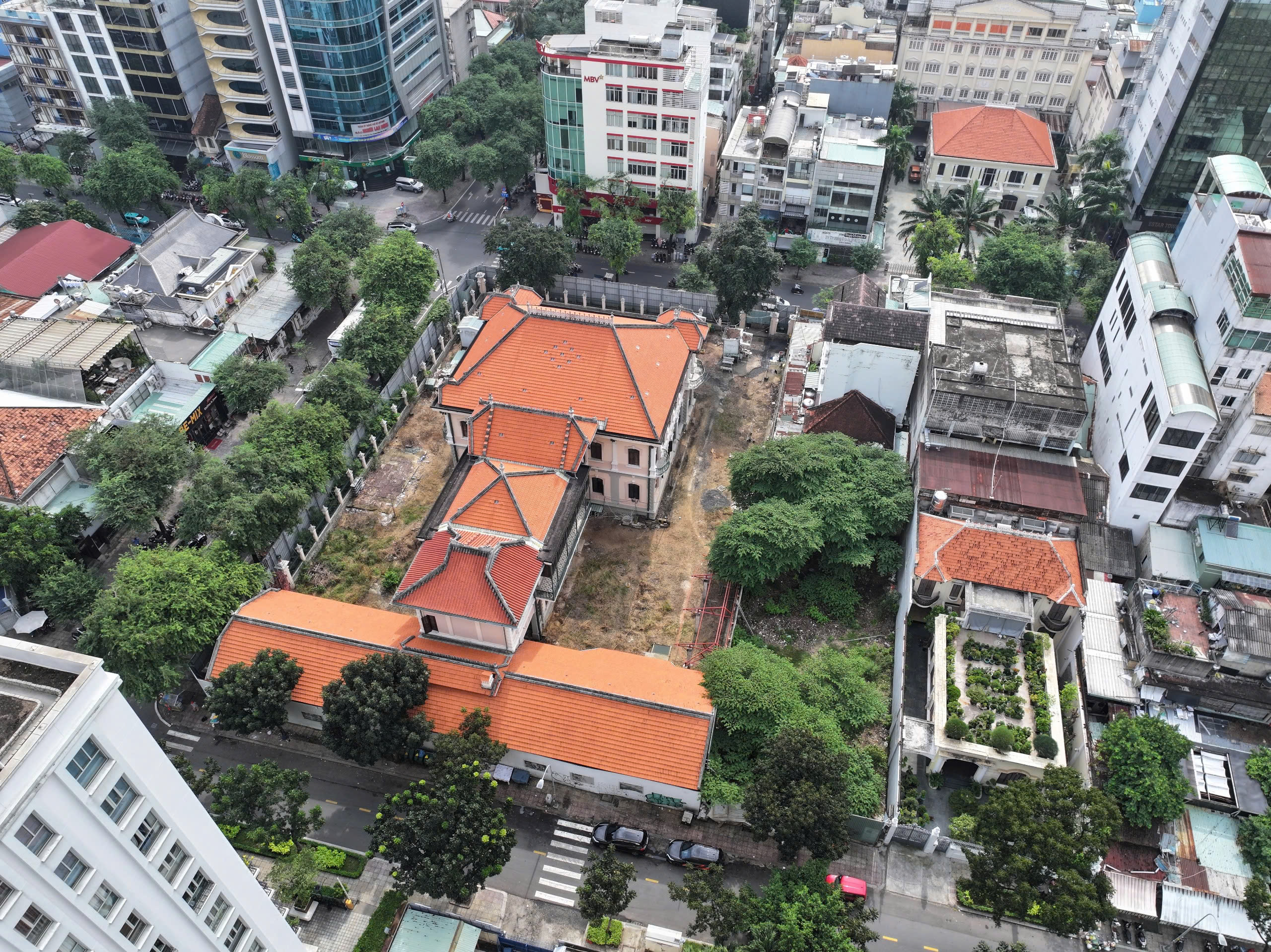 Biệt thự hơn 100 năm thượng lưu bậc nhất ở TP.HCM, từng c&oacute; gi&aacute; 35 triệu USD- Ảnh 8.