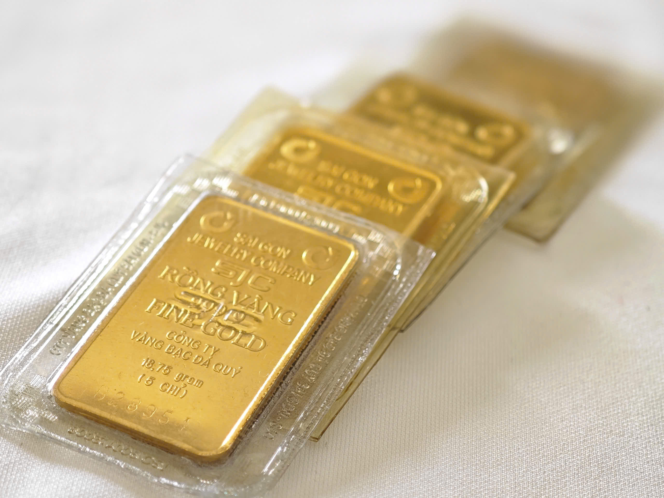 Giá vàng hôm nay 14.1.2026: Vàng miếng SJC tiến sát 163 triệu đồng/lượng- Ảnh 1.