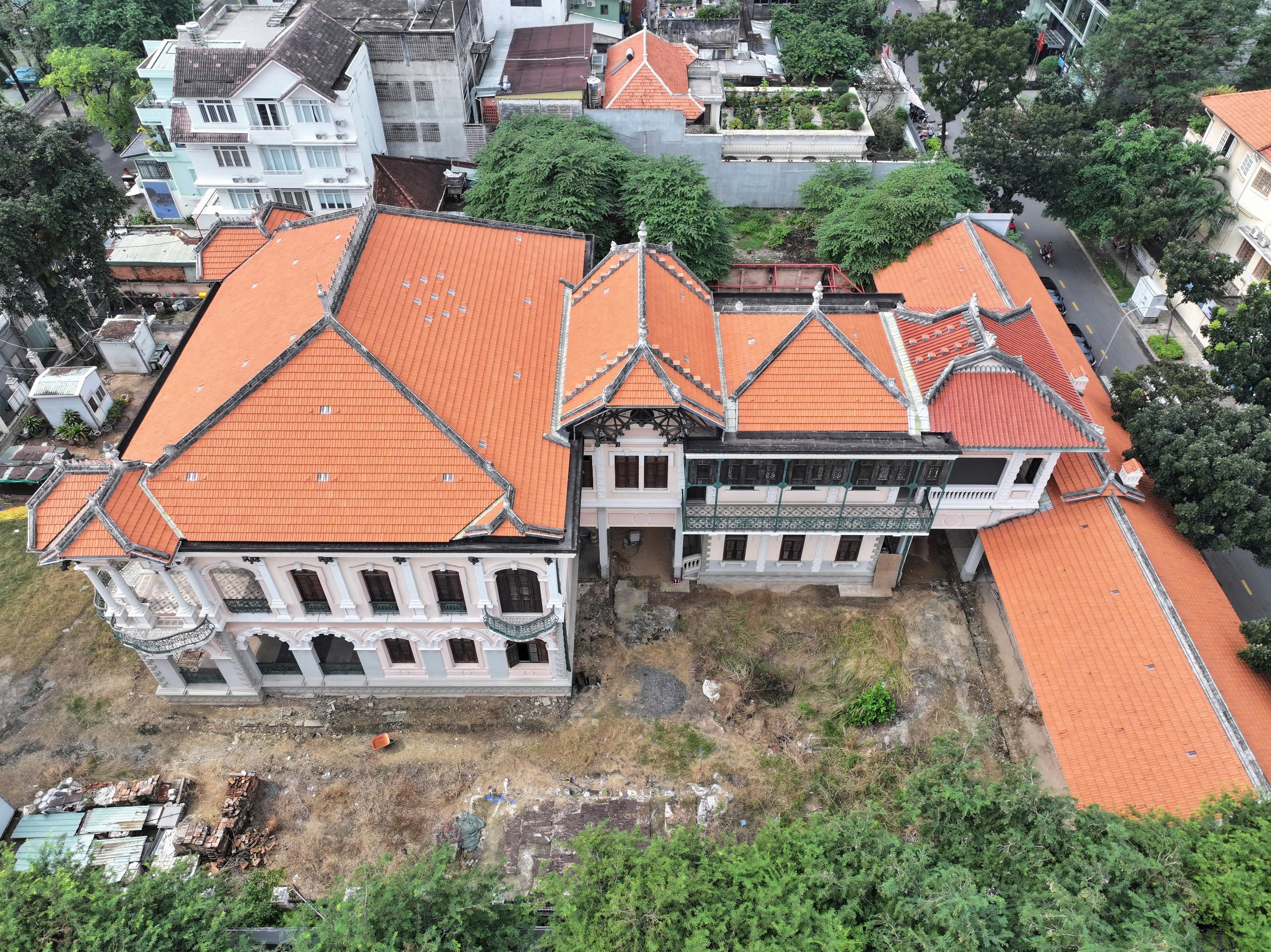 Biệt thự hơn 100 năm thượng lưu bậc nhất ở TP.HCM, từng c&oacute; gi&aacute; 35 triệu USD- Ảnh 2.