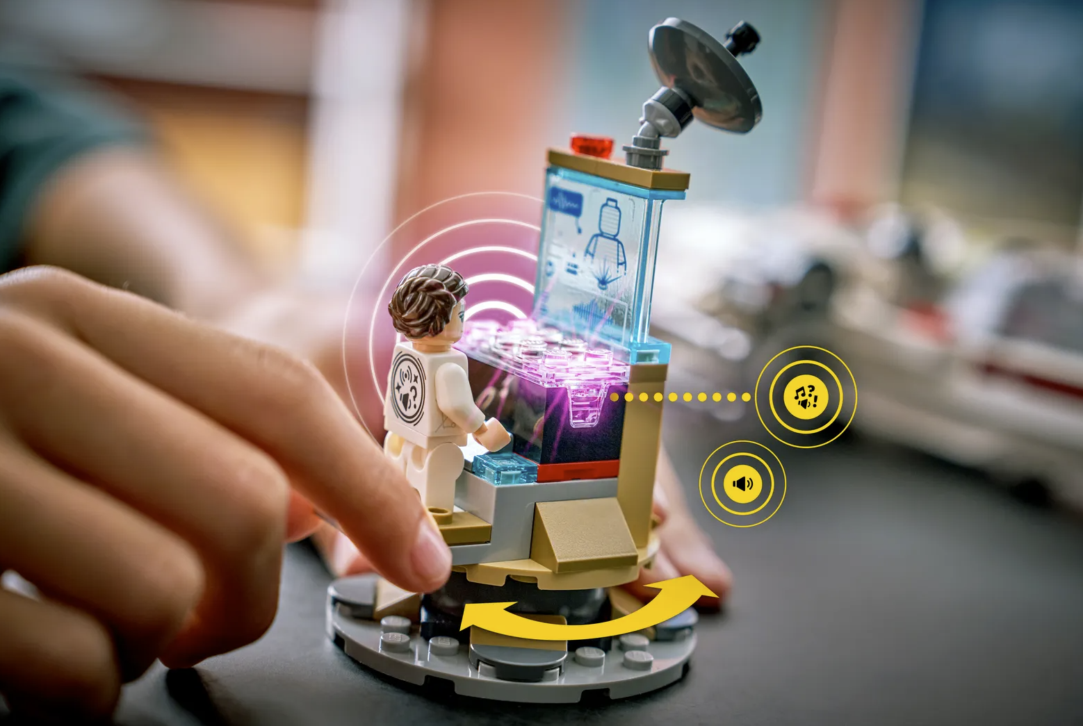 Lego tích hợp vi xử lý và Bluetooth vào viên gạch đồ chơi truyền thống - Ảnh 1.