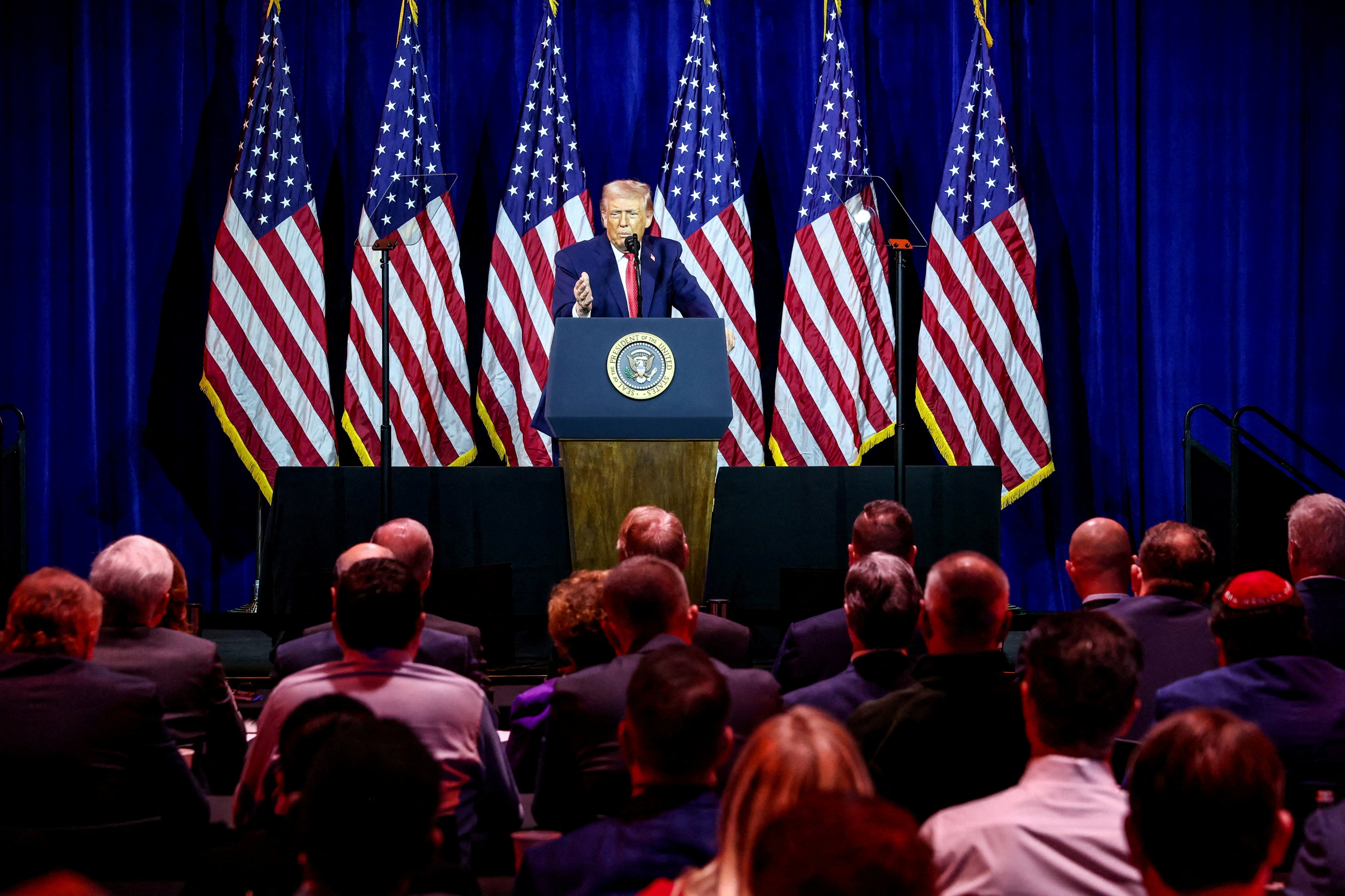 Tổng thống Trump nêu khả năng bị luận tội lần 3 - Ảnh 1.