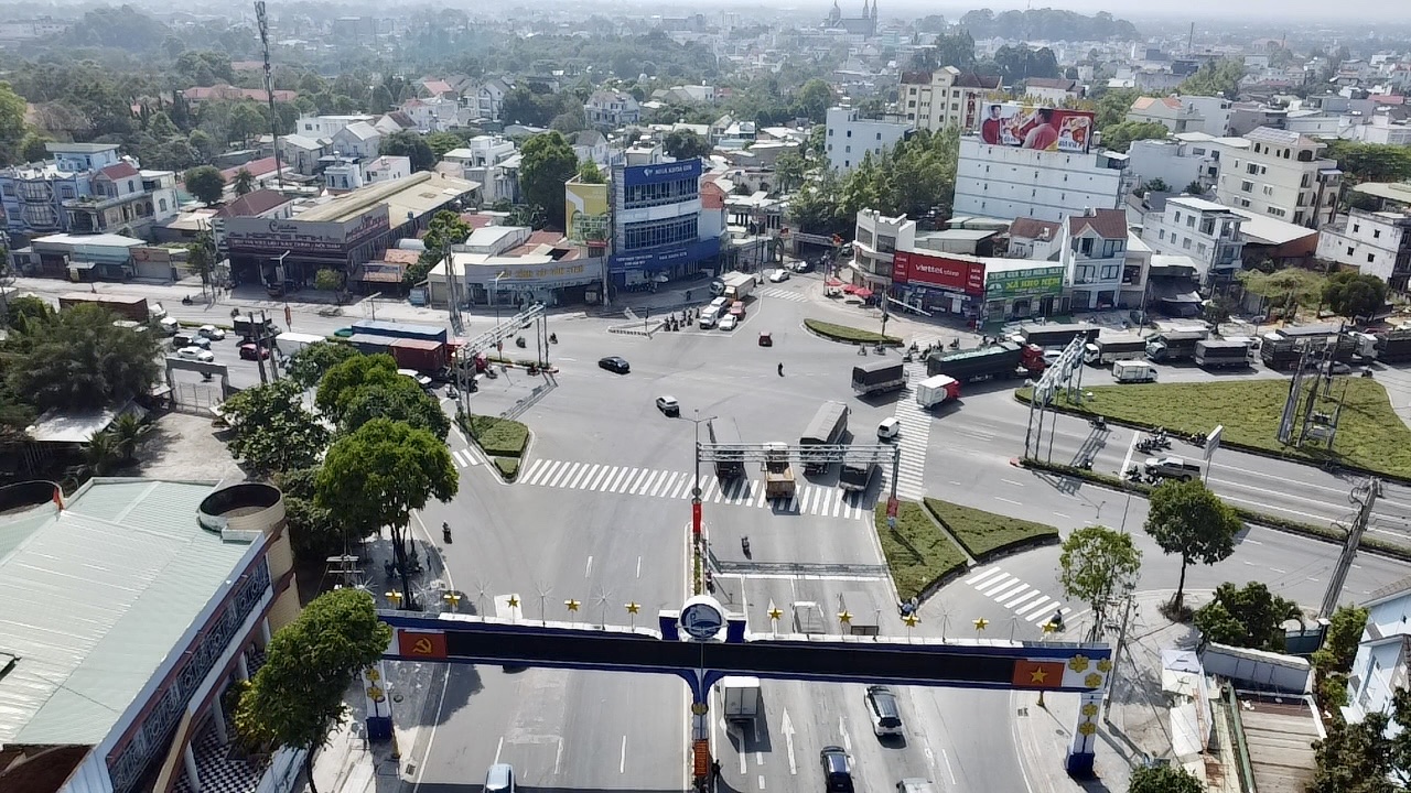 TP.HCM: Vì sao hầm chui hơn 1.000 tỉ đồng qua quốc lộ 13 chưa được thi công?- Ảnh 3. TP.HCM: Vì sao hầm chui hơn 1.000 tỉ đồng qua quốc lộ 13 chưa được thi công?- Ảnh 3.