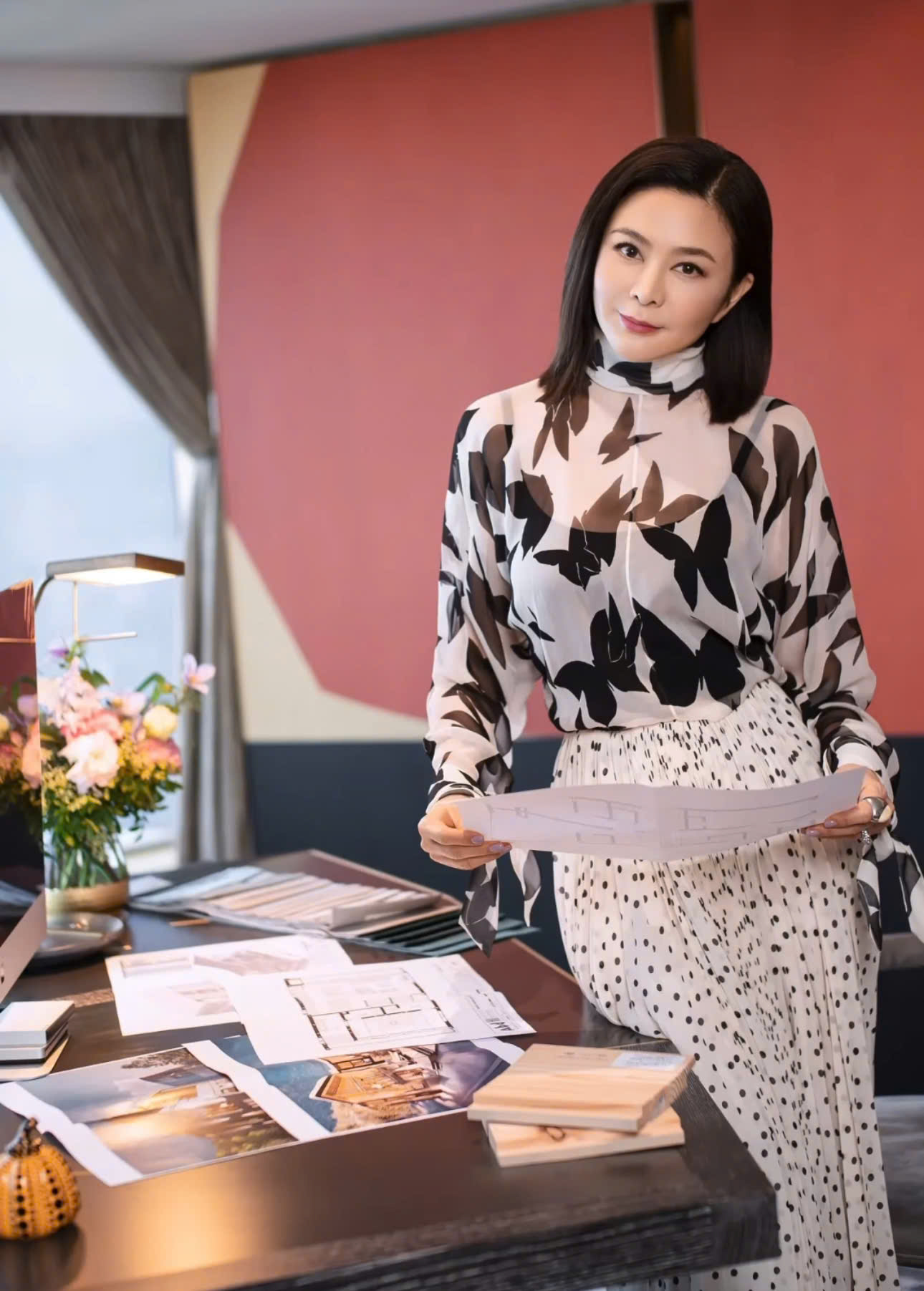 Quan Chi Lâm lên tiếng về tin đồn nuôi tình trẻ kém 17 tuổi - Ảnh 2.