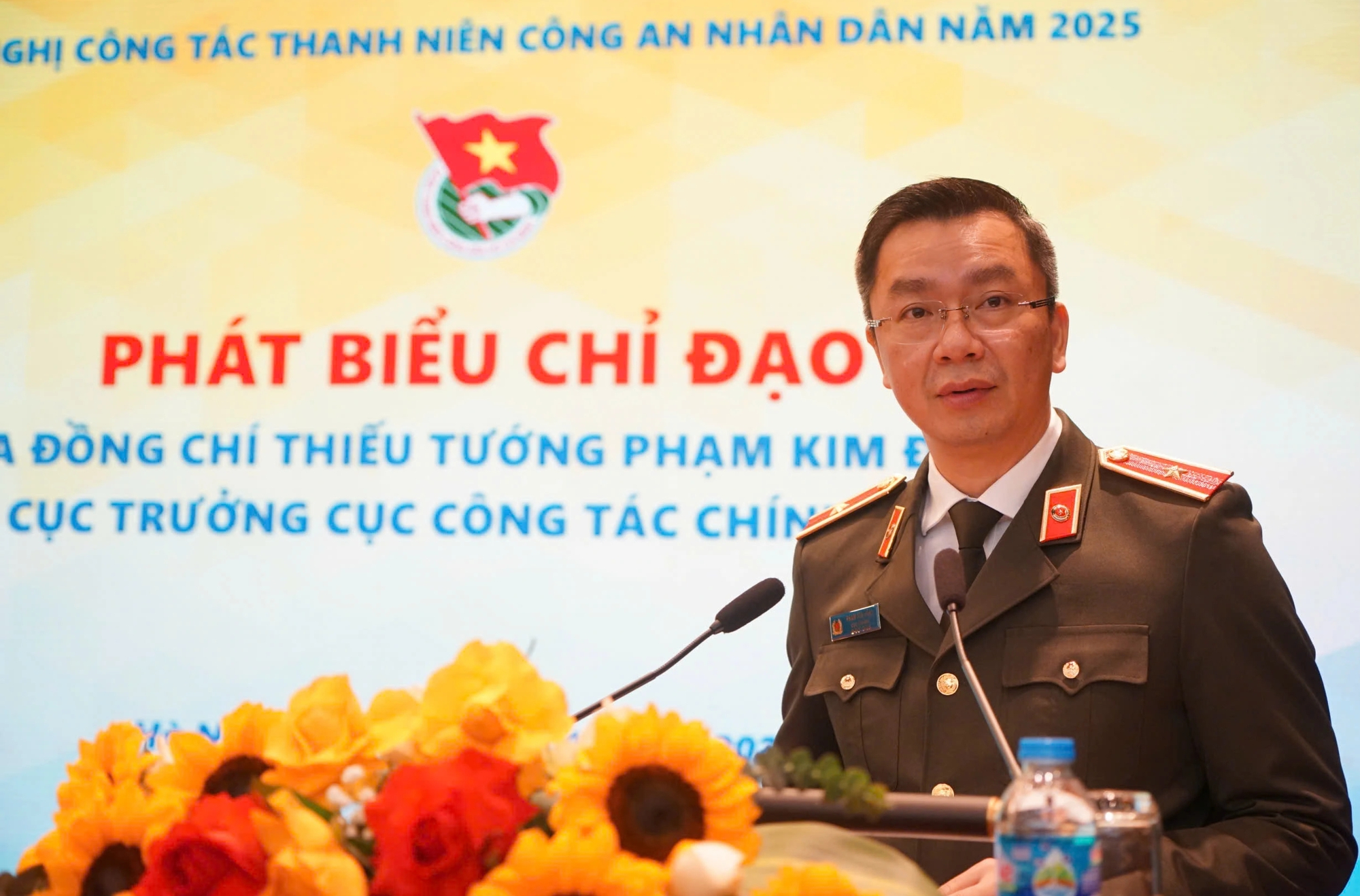 Cán bộ, đoàn viên thanh niên Công an phải thật sự gương mẫu - Ảnh 3.