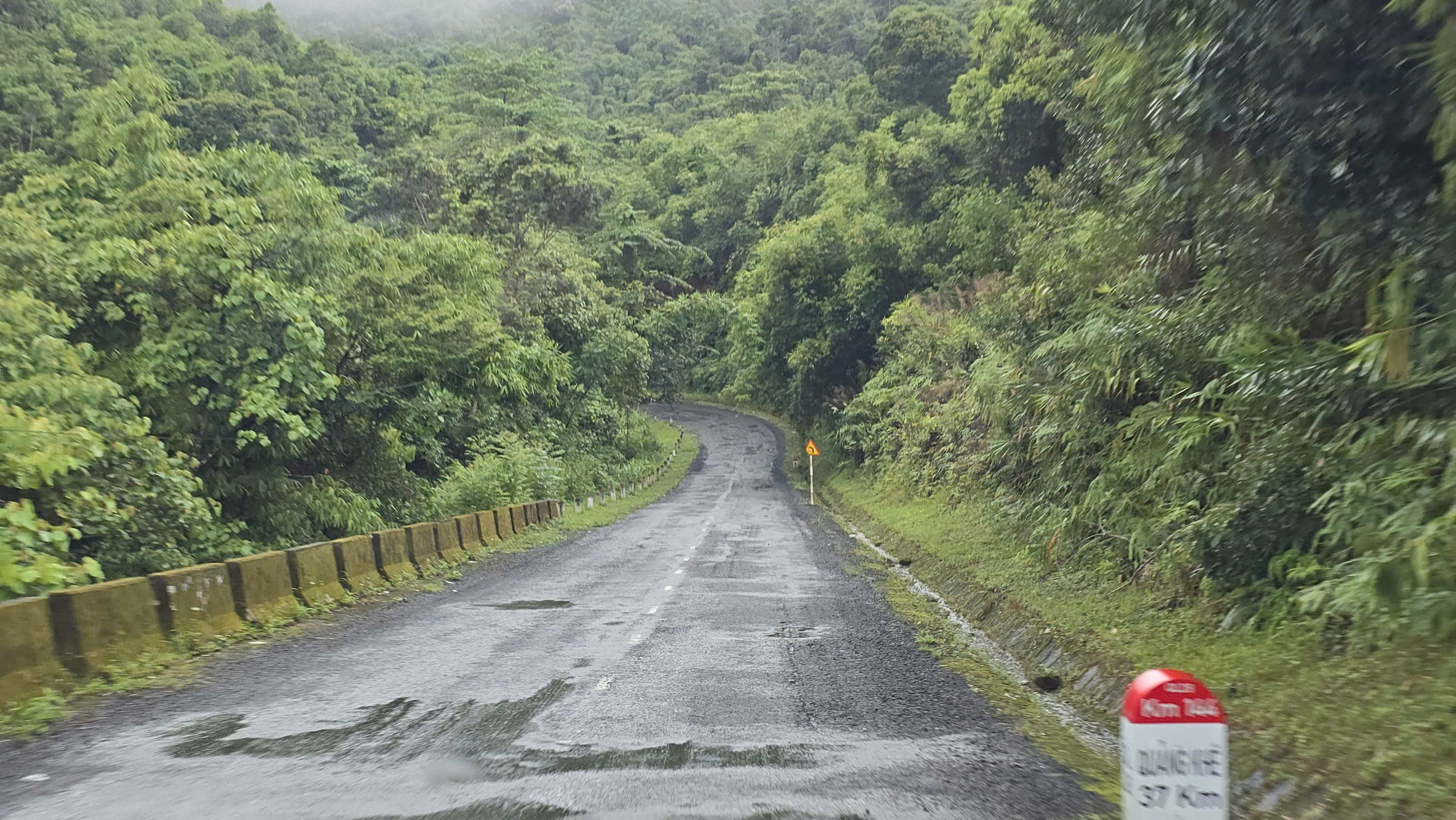 Lâm Đồng đề xuất mở tuyến đường kết nối Gia Nghĩa - Bảo Lộc - Phan Thiết - Ảnh 1.