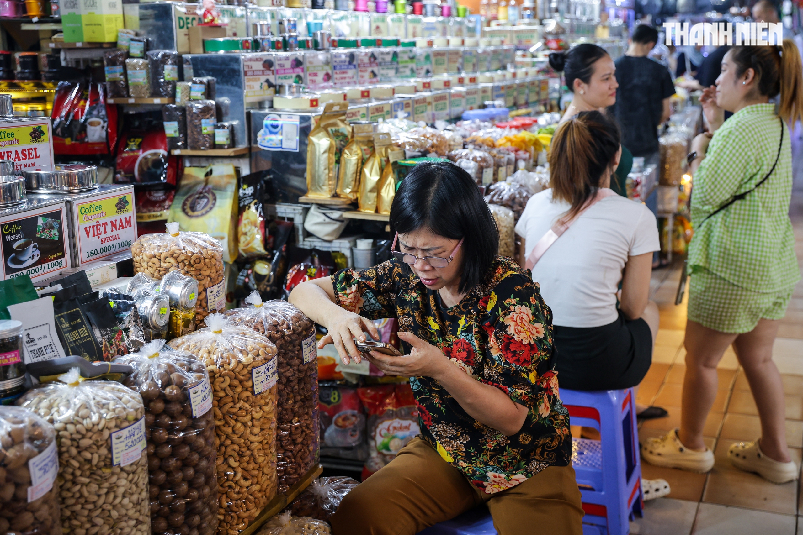 Nỗi lo của tiểu thương lớn tuổi khi chuyển từ thuế kho&aacute;n sang k&ecirc; khai thuế mới - Ảnh 8.